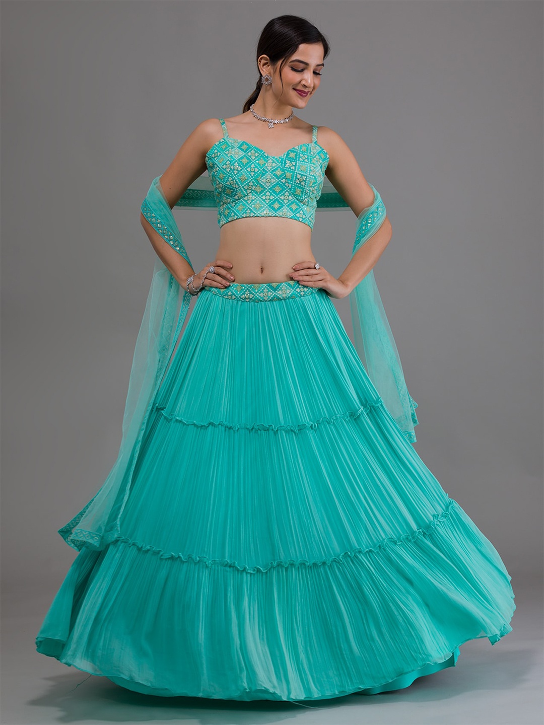 Koskii Turquoise Blue & White Embroidered Thread Work Ready to Wear Lehenga & Blouse With Dupatta
Koskii Turquoise Blue & White Embroidered Thread Work Ready to Wear Lehenga & Blouse With Dupatta