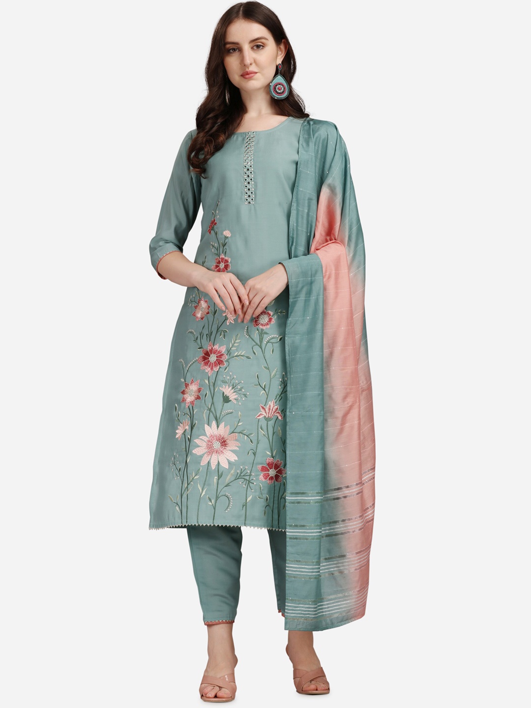Berrylicious Women Sea Green Floral Embroidered Thread Work Chanderi Silk Kurta with Trousers & With Dupatta
Berrylicious Women Sea Green Floral Embroidered Thread Work Chanderi Silk Kurta with Trousers & With Dupatta