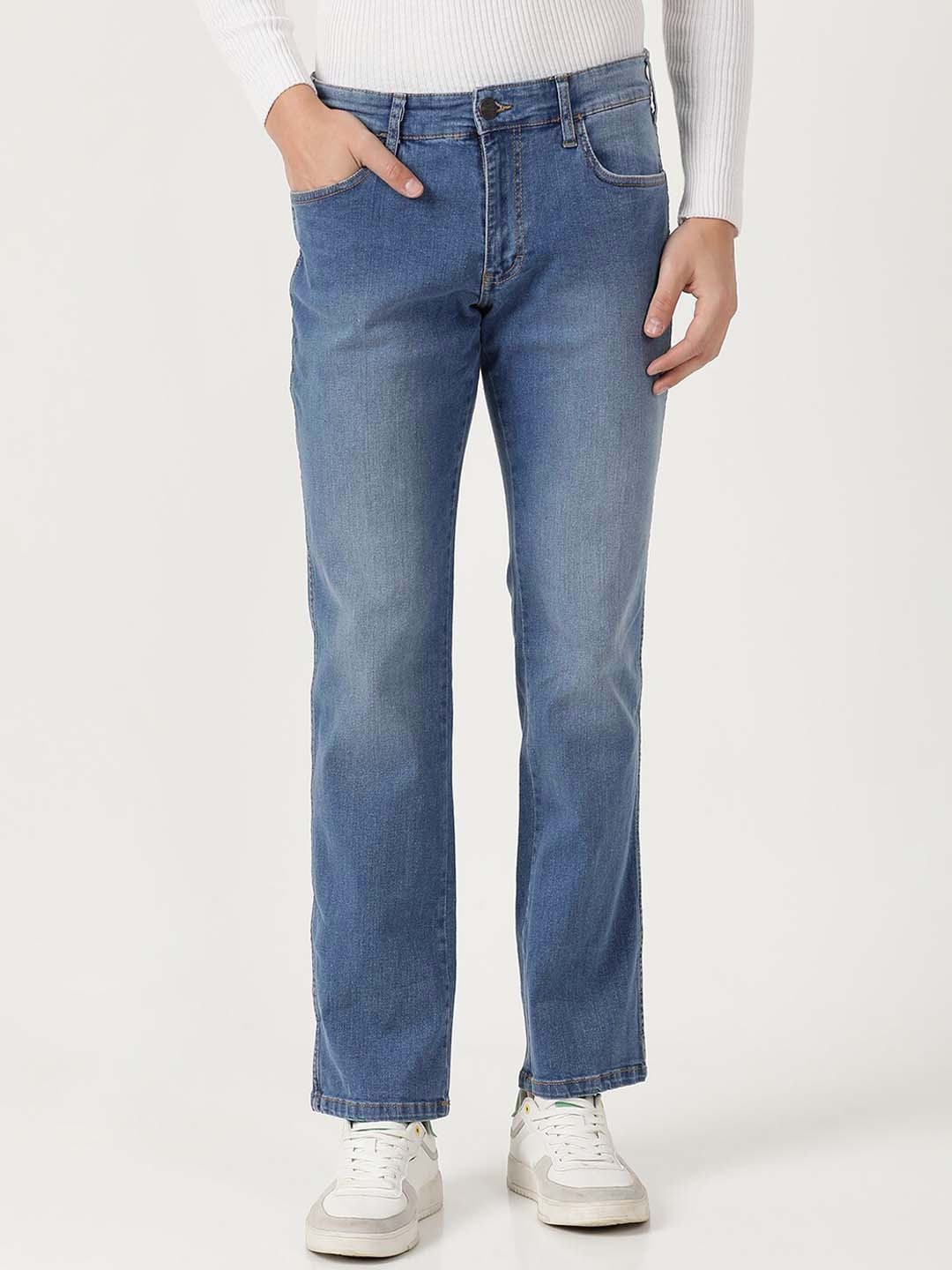Wrangler Men Blue Millard Relaxed Fit Heavy Fade Stretchable Cotton Jeans
