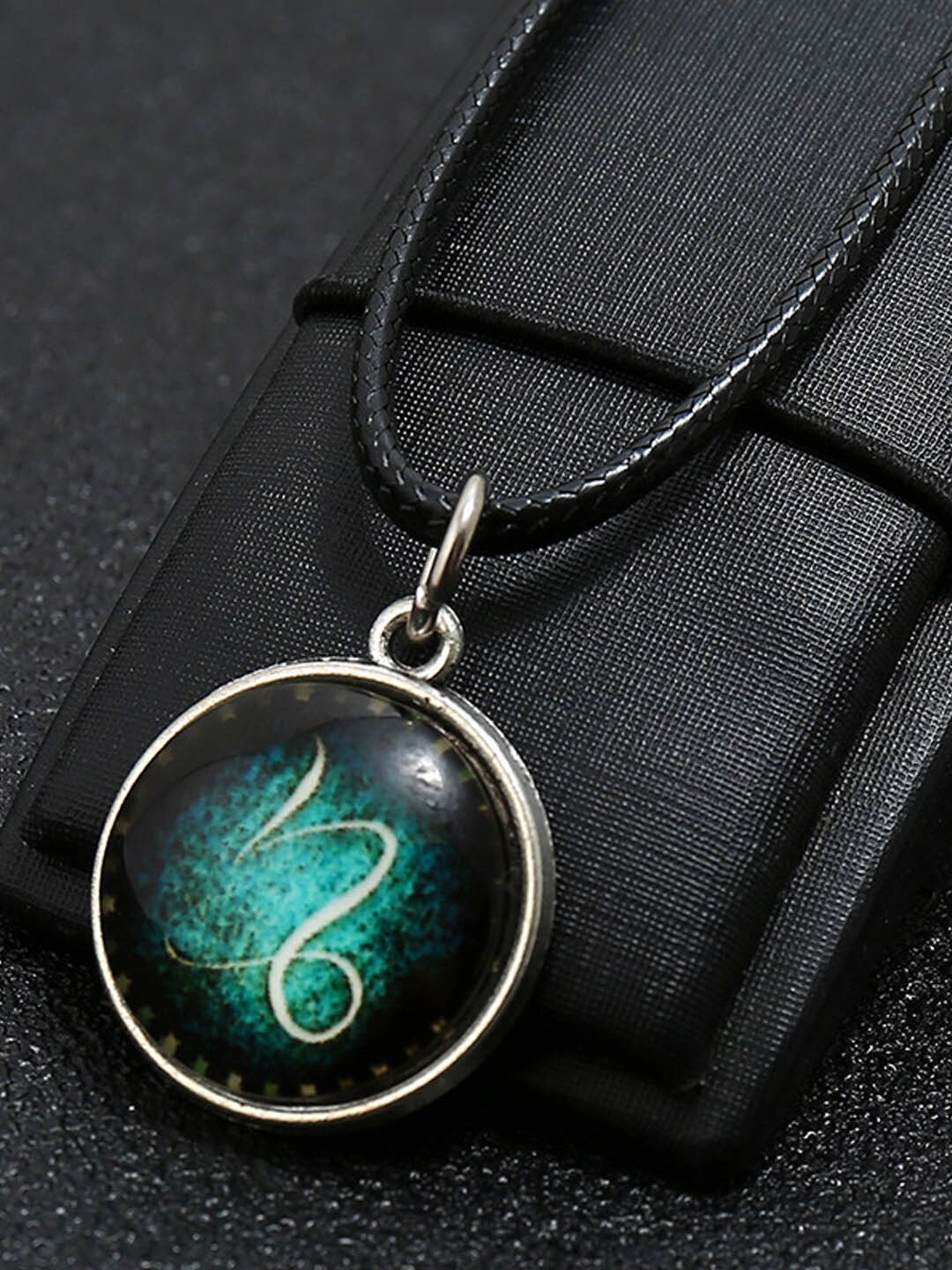 Young & Forever Black & Green Brass-Plated Zodiac Capricon Star Pendant Necklace, Silver
Young & Forever Black & Green Brass-Plated Zodiac Capricon Star Pendant Necklace, Silver
