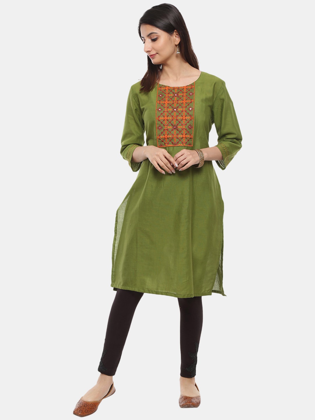 V-Mart Women Green Yoke Design Thread Work Cotton Kurta