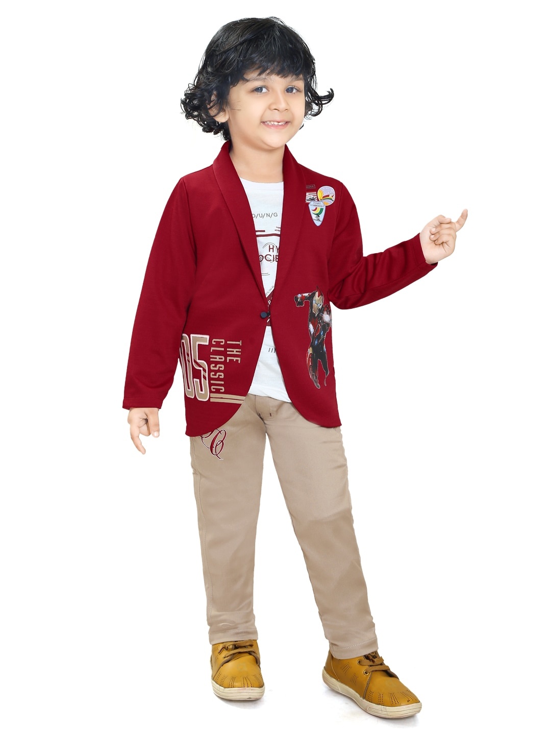 TS TRENDS Boys Maroon & White Printed Pure Cotton T-shirt With Trousers & Blazer
TS TRENDS Boys Maroon & White Printed Pure Cotton T-shirt With Trousers & Blazer