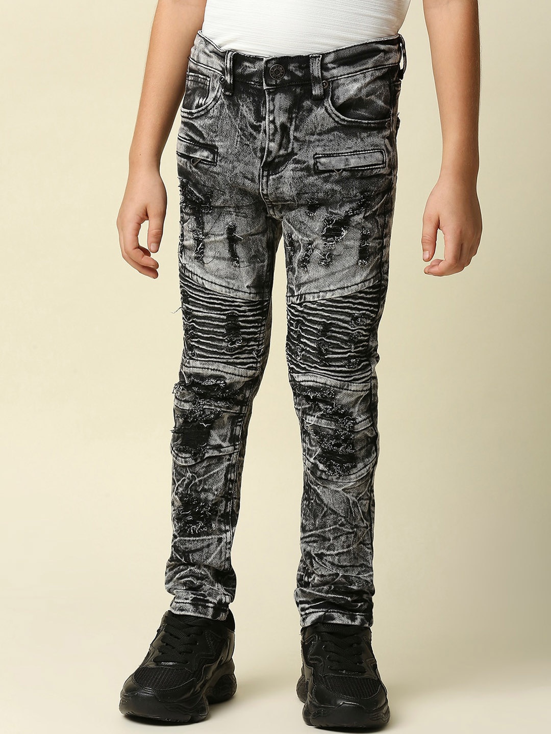 WAIMEA Boys Black Comfort Slim Fit Mildly Distressed Heavy Fade Acid Wash Stretchable Jeans
WAIMEA Boys Black Comfort Slim Fit Mildly Distressed Heavy Fade Acid Wash Stretchable Jeans