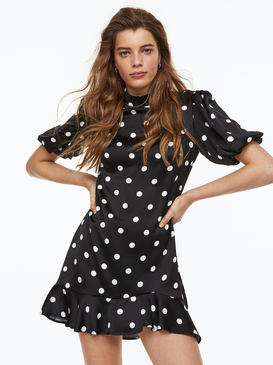 H&M Women Puff-Sleeved Satin Dress, Black 
H&M Women Puff-Sleeved Satin Dress, Black