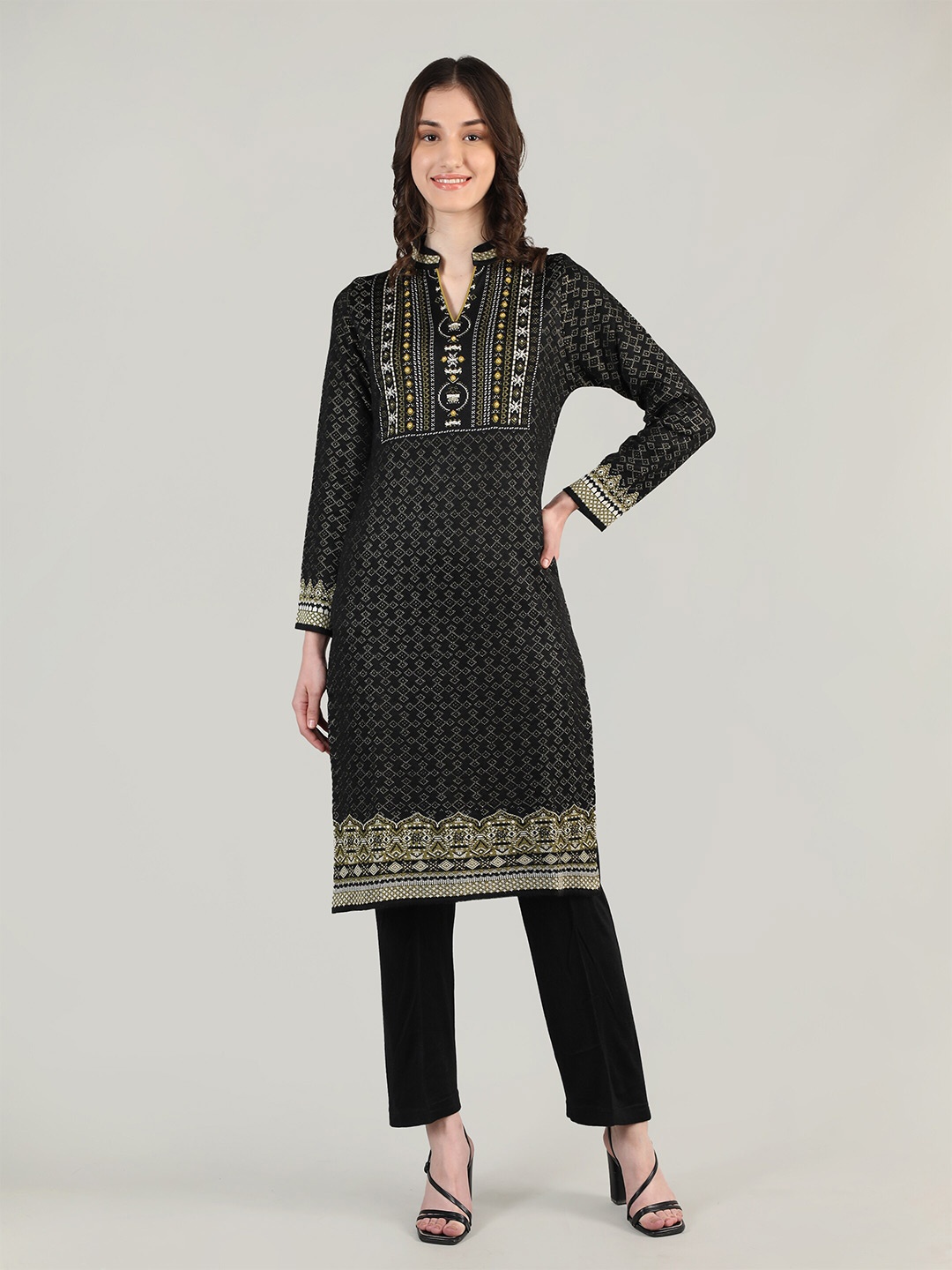 MIKHAD Women Black Kurta with Trousers