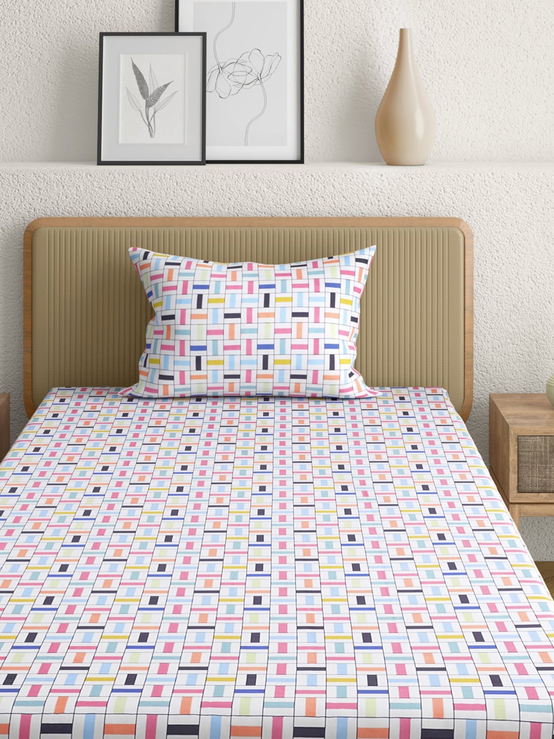 Anaqa by Pantaloons White & Pink Geometric 144 TC Cotton Single Bedsheet & 1 Pillow Cover
Anaqa by Pantaloons White & Pink Geometric 144 TC Cotton Single Bedsheet & 1 Pillow Cover