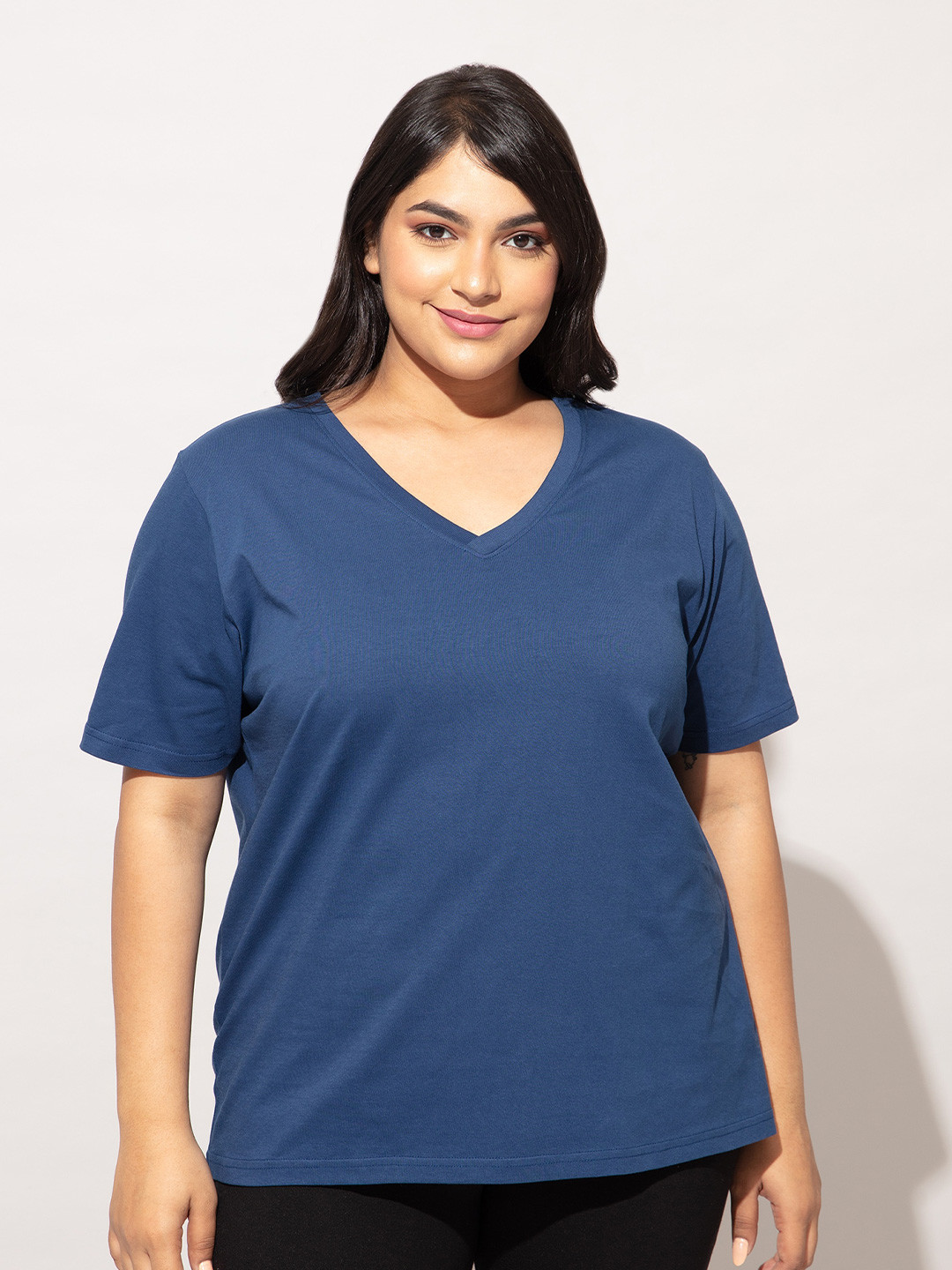 20Dresses Plus Size V-Neck Cotton T-shirt, Navy blue 
20Dresses Plus Size V-Neck Cotton T-shirt, Navy blue