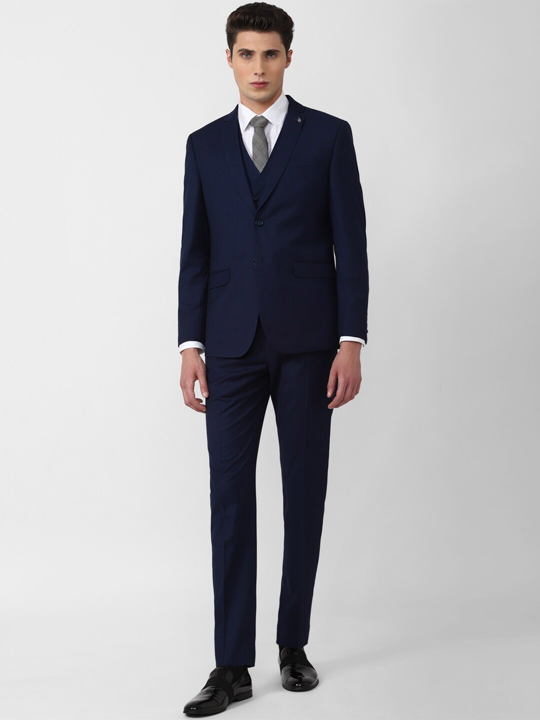 Van Heusen Men Navy Blue Textured Slim-Fit Single-Breasted Formal Three-Piece Suits
Van Heusen Men Navy Blue Textured Slim-Fit Single-Breasted Formal Three-Piece Suits