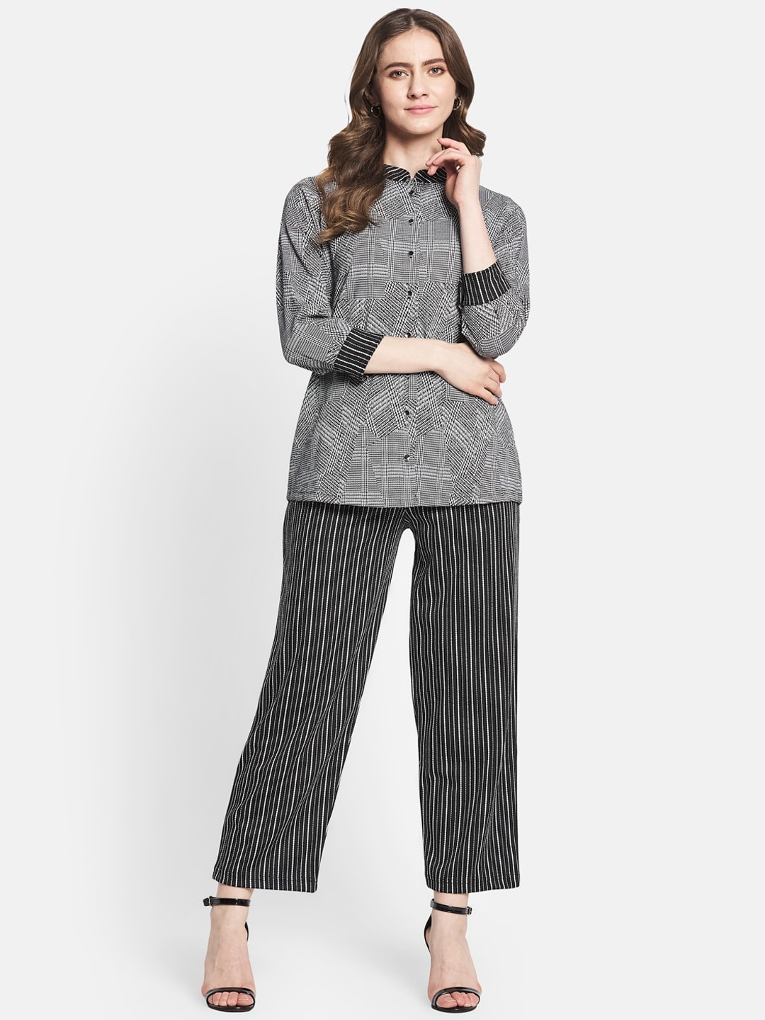Monte Carlo Women Black & Grey Printed Top with Trousers