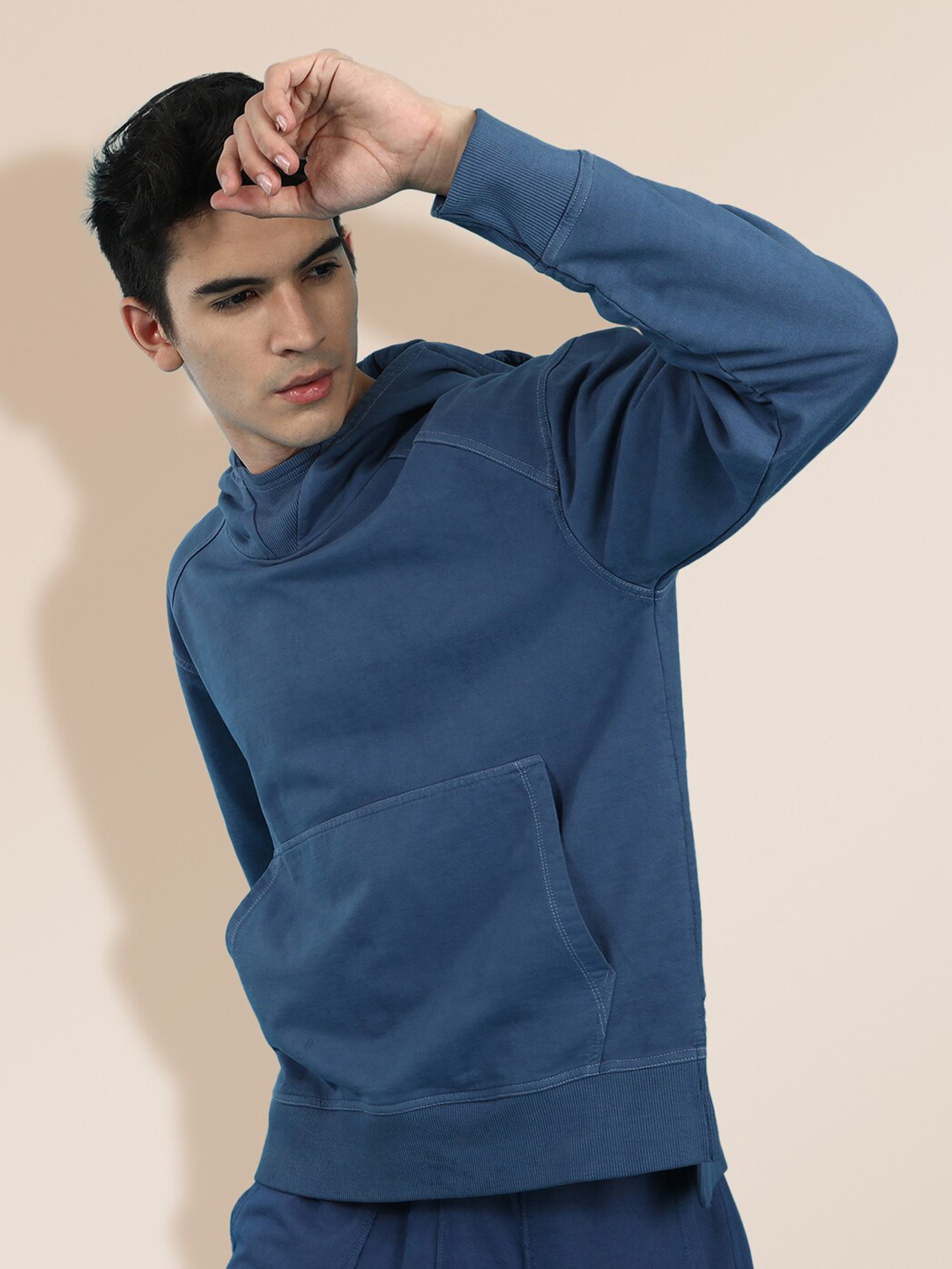 KRA Men Navy Blue Cotton Hooded Sweatshirt
KRA Men Navy Blue Cotton Hooded Sweatshirt