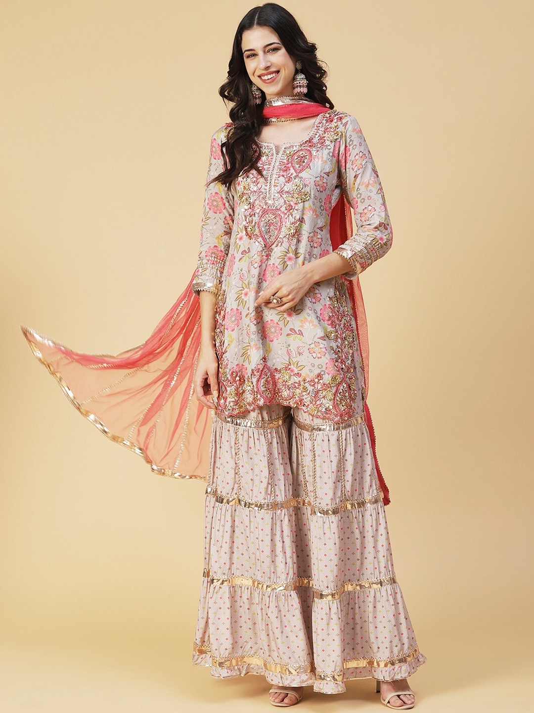 Envy Me by FASHOR Women Grey Floral Printed Gotta Patti Kurti with Sharara & With Dupatta
Envy Me by FASHOR Women Grey Floral Printed Gotta Patti Kurti with Sharara & With Dupatta