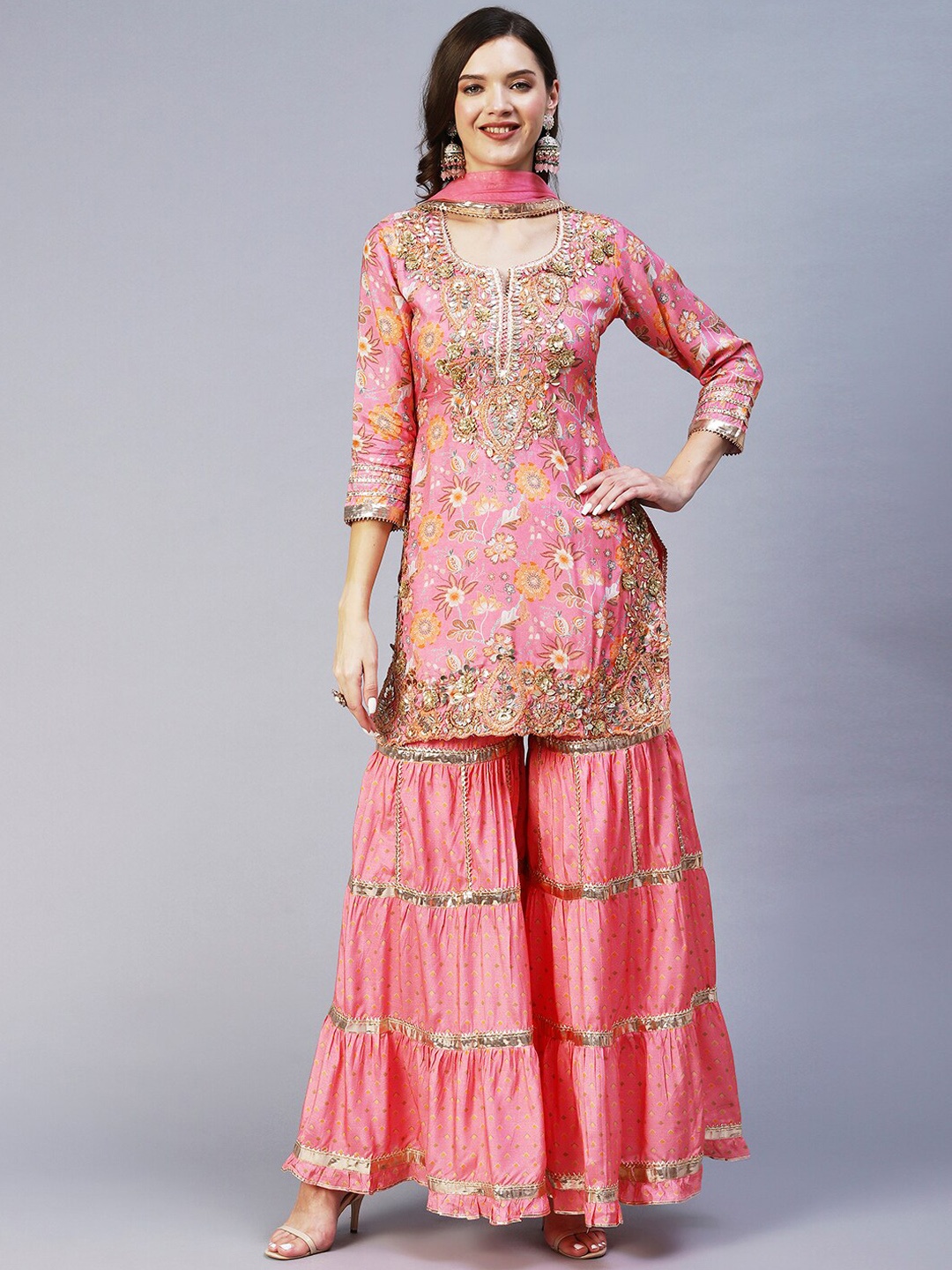 Envy Me by FASHOR Women Pink Floral Printed Gotta Patti Kurti with Sharara & With Dupatta
Envy Me by FASHOR Women Pink Floral Printed Gotta Patti Kurti with Sharara & With Dupatta