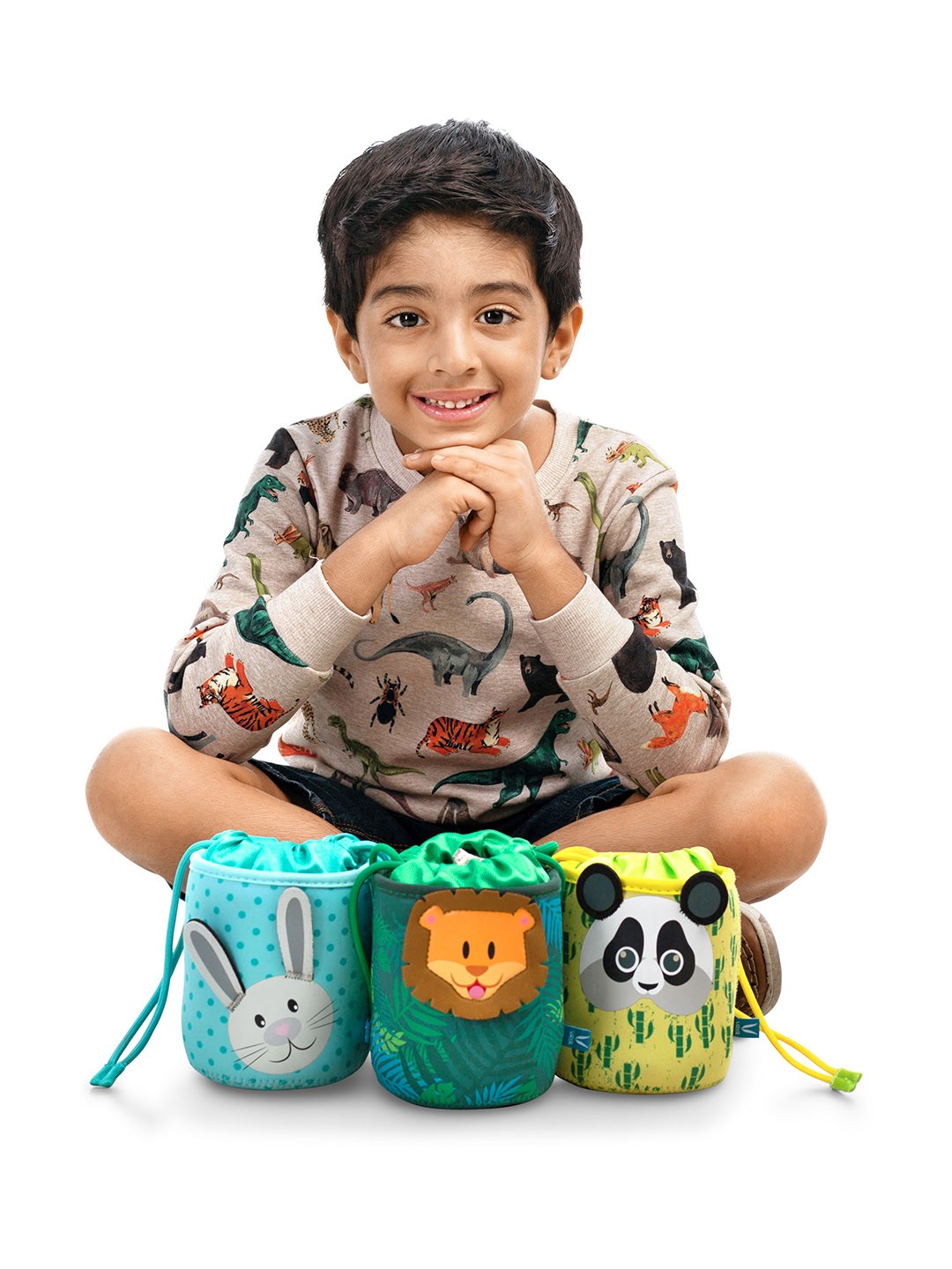 Vaya Green Double-Walled Vacuum Stainless Steel Lunch Box with Simba Theme Lunch Bag 500 ml
Vaya Green Double-Walled Vacuum Stainless Steel Lunch Box with Simba Theme Lunch Bag 500 ml