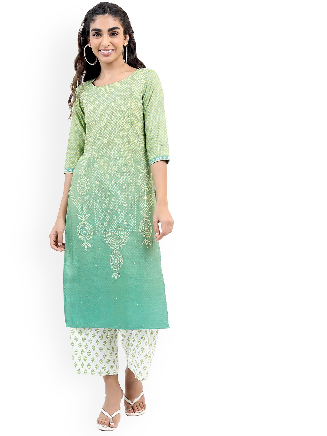 KETCH Women Green & White Floral Embroidered Kurta