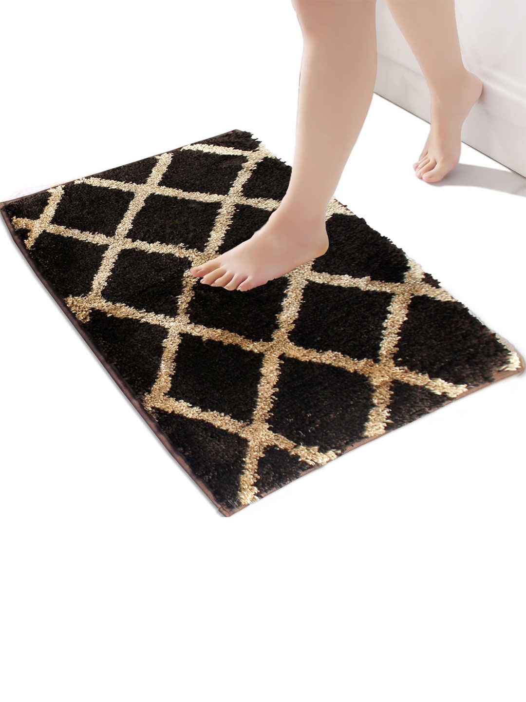 LUXEHOME INTERNATIONAL Tokyo Diamond Coffee Brown Printed 1600 GSM Anti Skid Bath Rug
LUXEHOME INTERNATIONAL Tokyo Diamond Coffee Brown Printed 1600 GSM Anti Skid Bath Rug