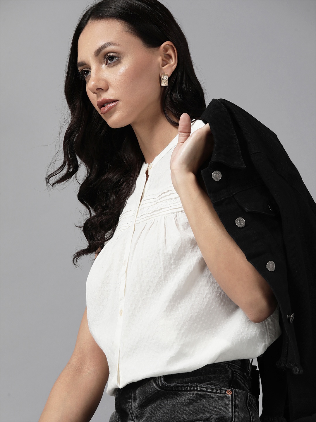 The Roadster Lifestyle Co. Pure Cotton Lace Insets Pleated Detail Sleeveless Casual Shirt, White
The Roadster Lifestyle Co. Pure Cotton Lace Insets Pleated Detail Sleeveless Casual Shirt, White