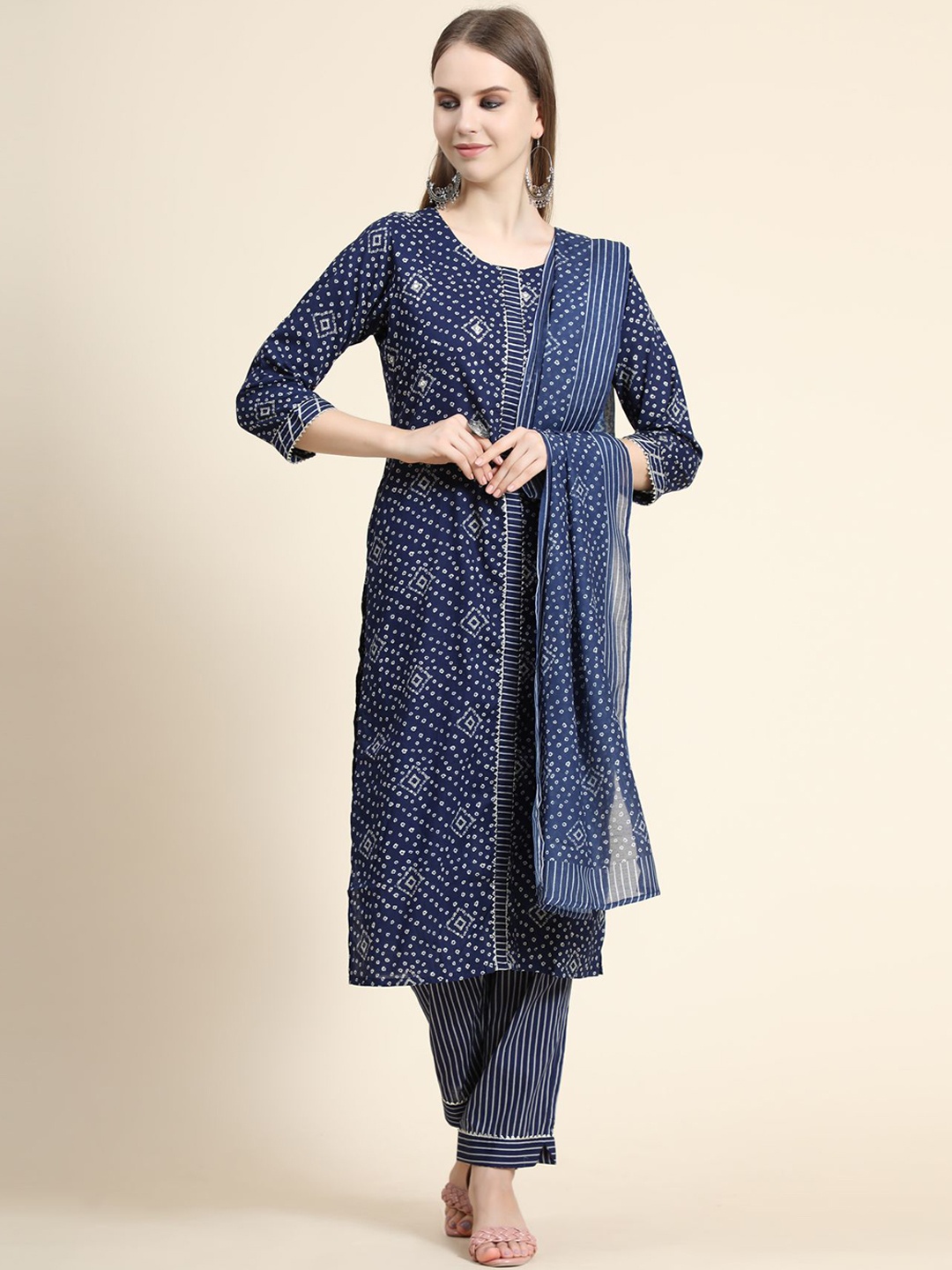 KALINI Bandhani Printed Gotta Patti Linen Kurta with Trousers & With Dupatta, Navy blue
KALINI Bandhani Printed Gotta Patti Linen Kurta with Trousers & With Dupatta, Navy blue