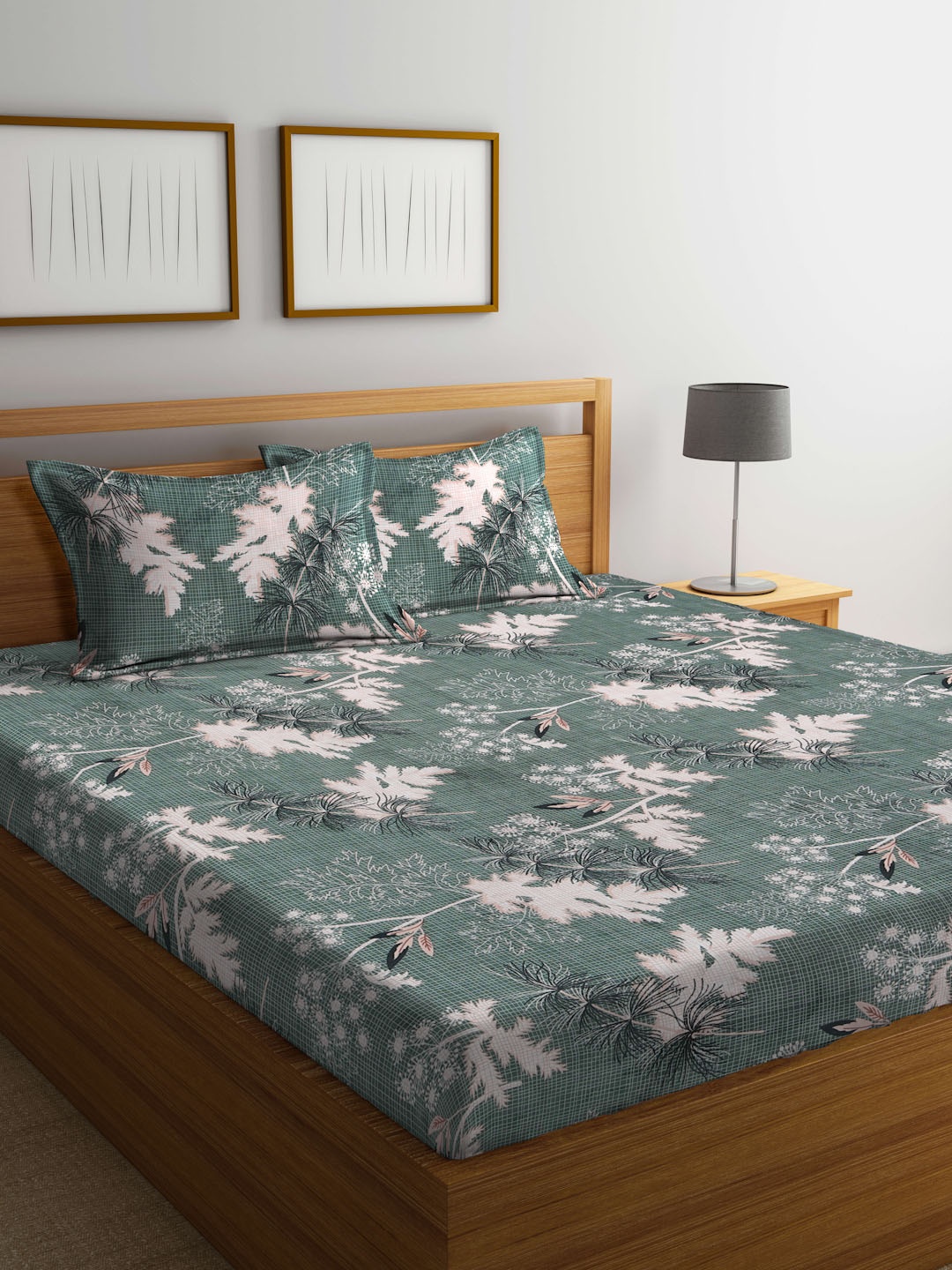 KLOTTHE Floral Printed 300 TC Fitted King Bedsheet with 2 Pillow Covers, Green
KLOTTHE Floral Printed 300 TC Fitted King Bedsheet with 2 Pillow Covers, Green
