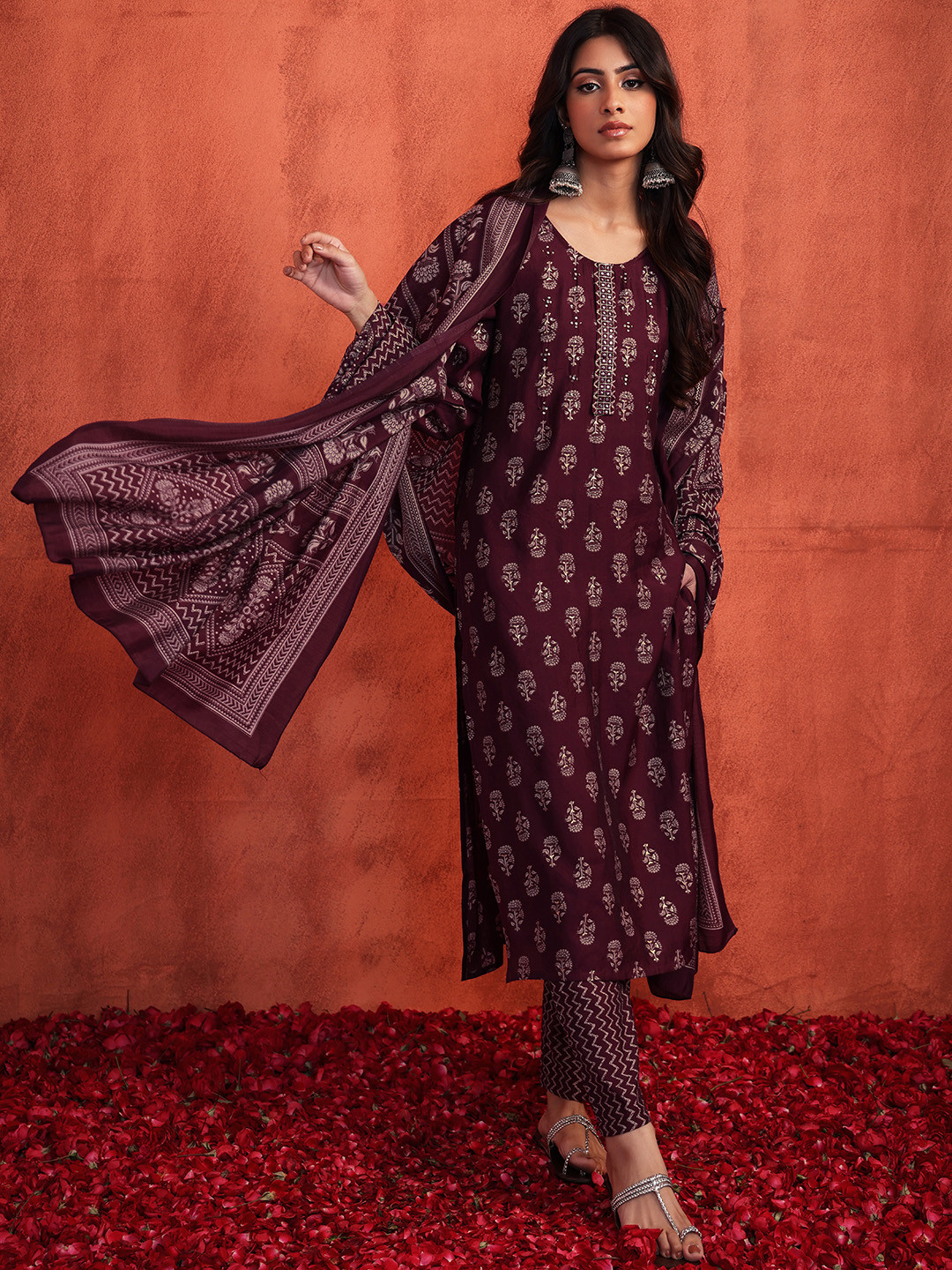 INDYA Women Ethnic Motifs Printed Sequinned Kurta with Trousers & With Dupatta, Maroon
INDYA Women Ethnic Motifs Printed Sequinned Kurta with Trousers & With Dupatta, Maroon