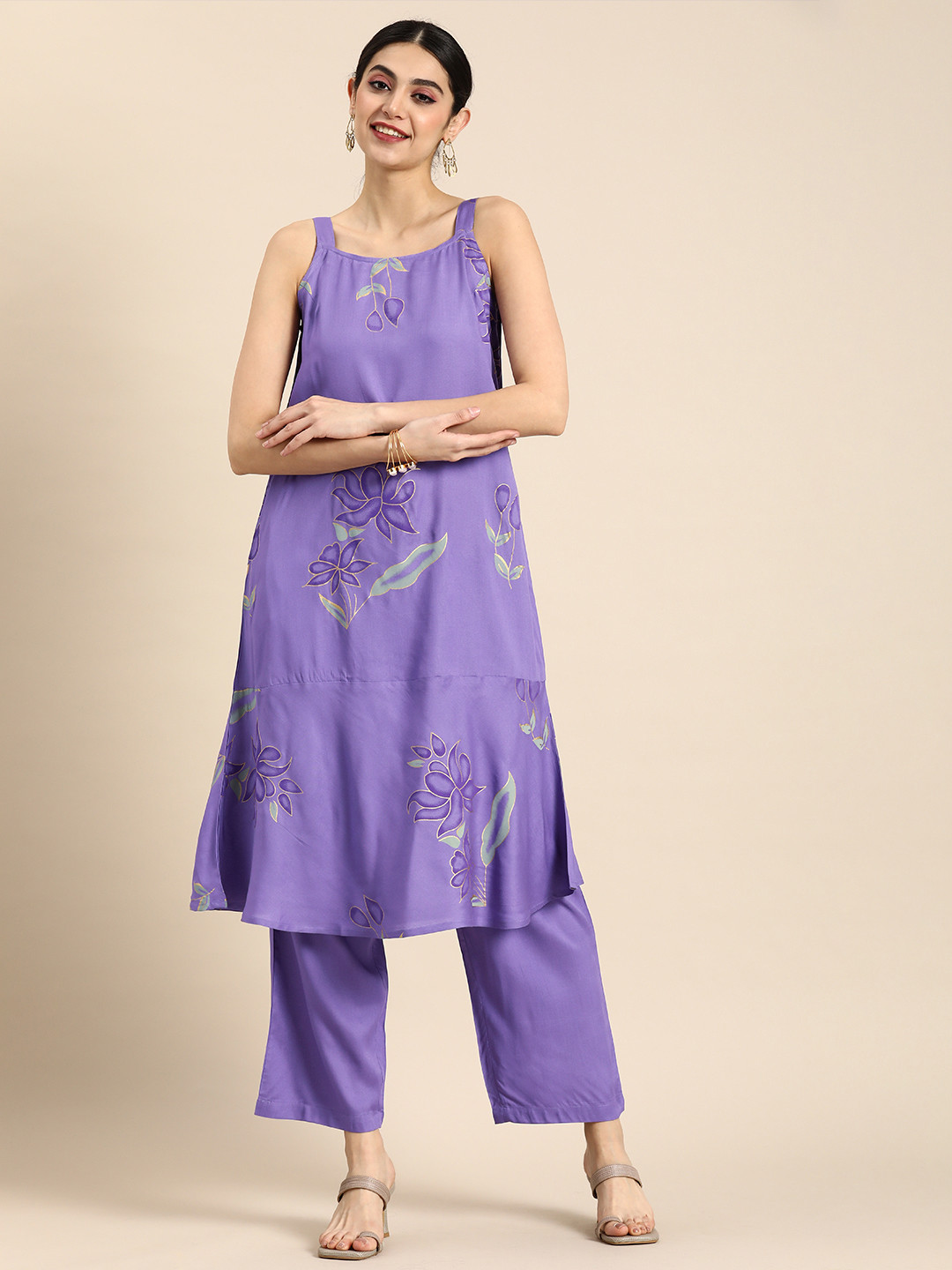 Anouk Women Shoulder Straps Floral Printed A-Line Kurta with Slip-On Palazzos, Purple
Anouk Women Shoulder Straps Floral Printed A-Line Kurta with Slip-On Palazzos, Purple