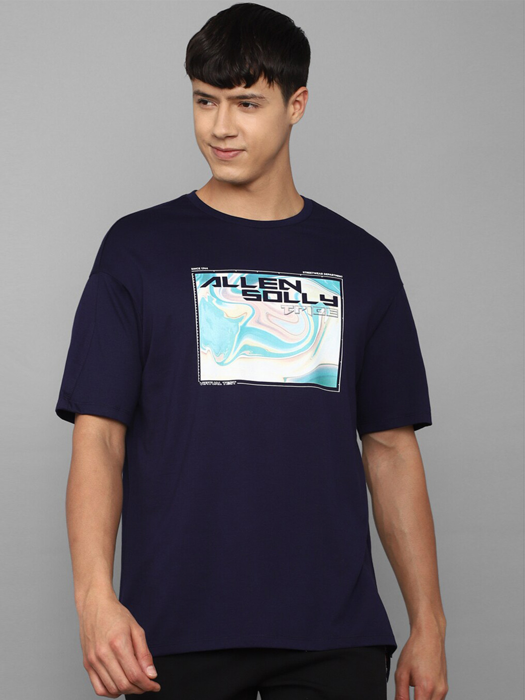 Allen Solly Tribe Men Navy Blue Printed Cotton T-shirt 
Allen Solly Tribe Men Navy Blue Printed Cotton T-shirt