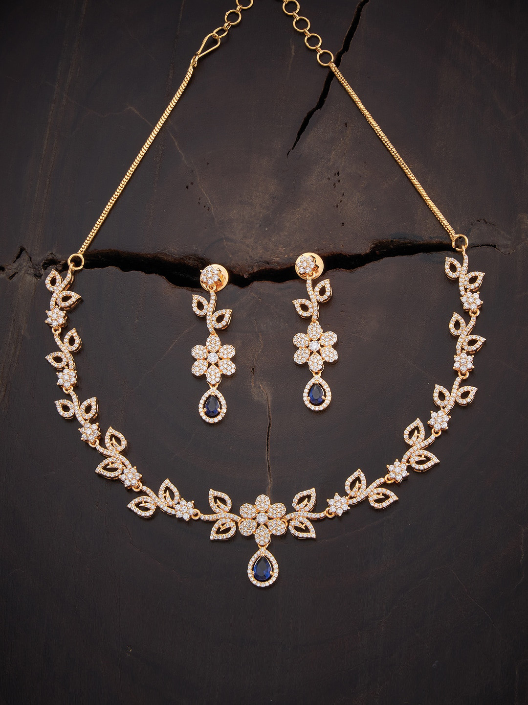 Kushal's Fashion Jewellery Gold-Plated Royal Blue & White CZ Stone-Studded Jewellery Set
Kushal's Fashion Jewellery Gold-Plated Royal Blue & White CZ Stone-Studded Jewellery Set