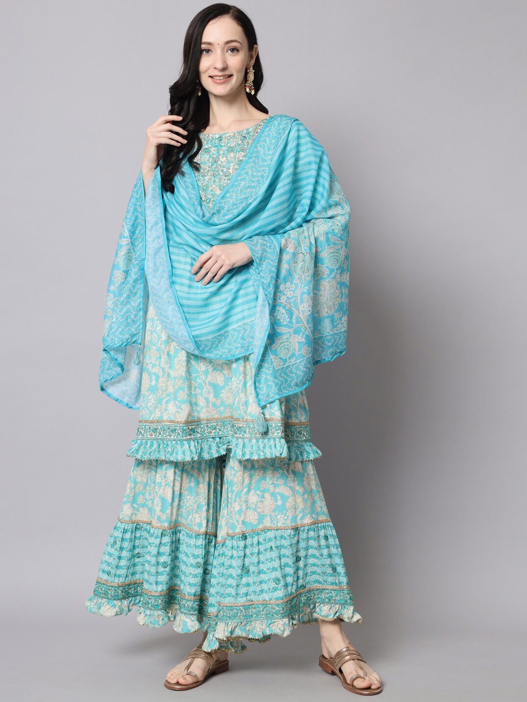 Nehamta Floral Printed Embroidered Thread Work Kurta with Sharara & With Dupatta, Turquoise blue
Nehamta Floral Printed Embroidered Thread Work Kurta with Sharara & With Dupatta, Turquoise blue