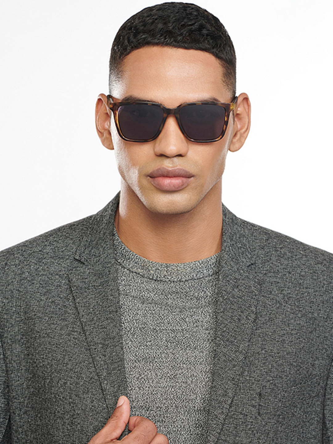 Vincent Chase Purple Lens Wayfarer Sunglasses with Polarised and UV Protected Lens 200427
Vincent Chase Purple Lens Wayfarer Sunglasses with Polarised and UV Protected Lens 200427