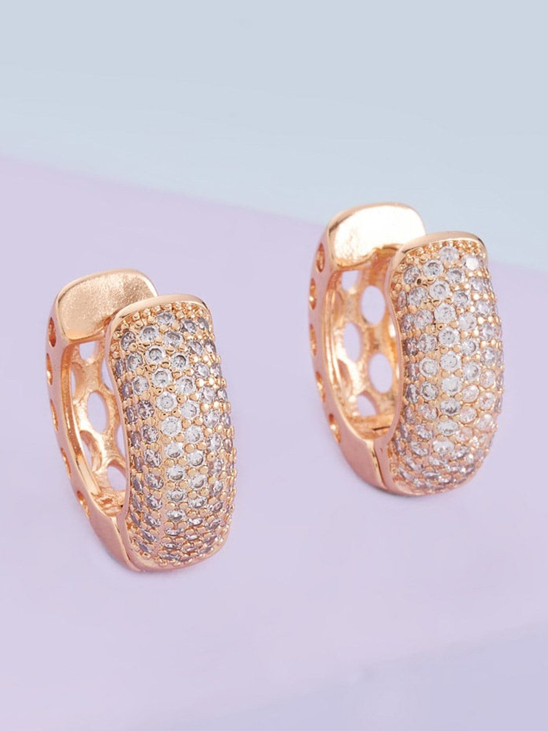 Kushal's Fashion Jewellery Gold-Plated Circular Studs Earrings, White
Kushal's Fashion Jewellery Gold-Plated Circular Studs Earrings, White