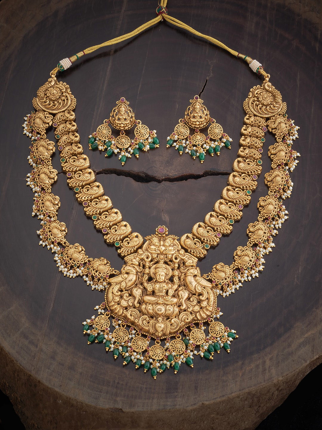 Kushal's Fashion Jewellery Women Gold Plated Stone Studded & Beaded Antique Jewellery Set, Green
Kushal's Fashion Jewellery Women Gold Plated Stone Studded & Beaded Antique Jewellery Set, Green