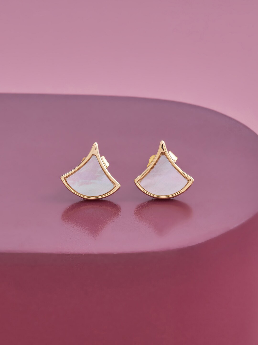 Kushal's Fashion Jewellery Contemporary Gold Plated 92.5 Pure Silver Studs Earrings, White
Kushal's Fashion Jewellery Contemporary Gold Plated 92.5 Pure Silver Studs Earrings, White