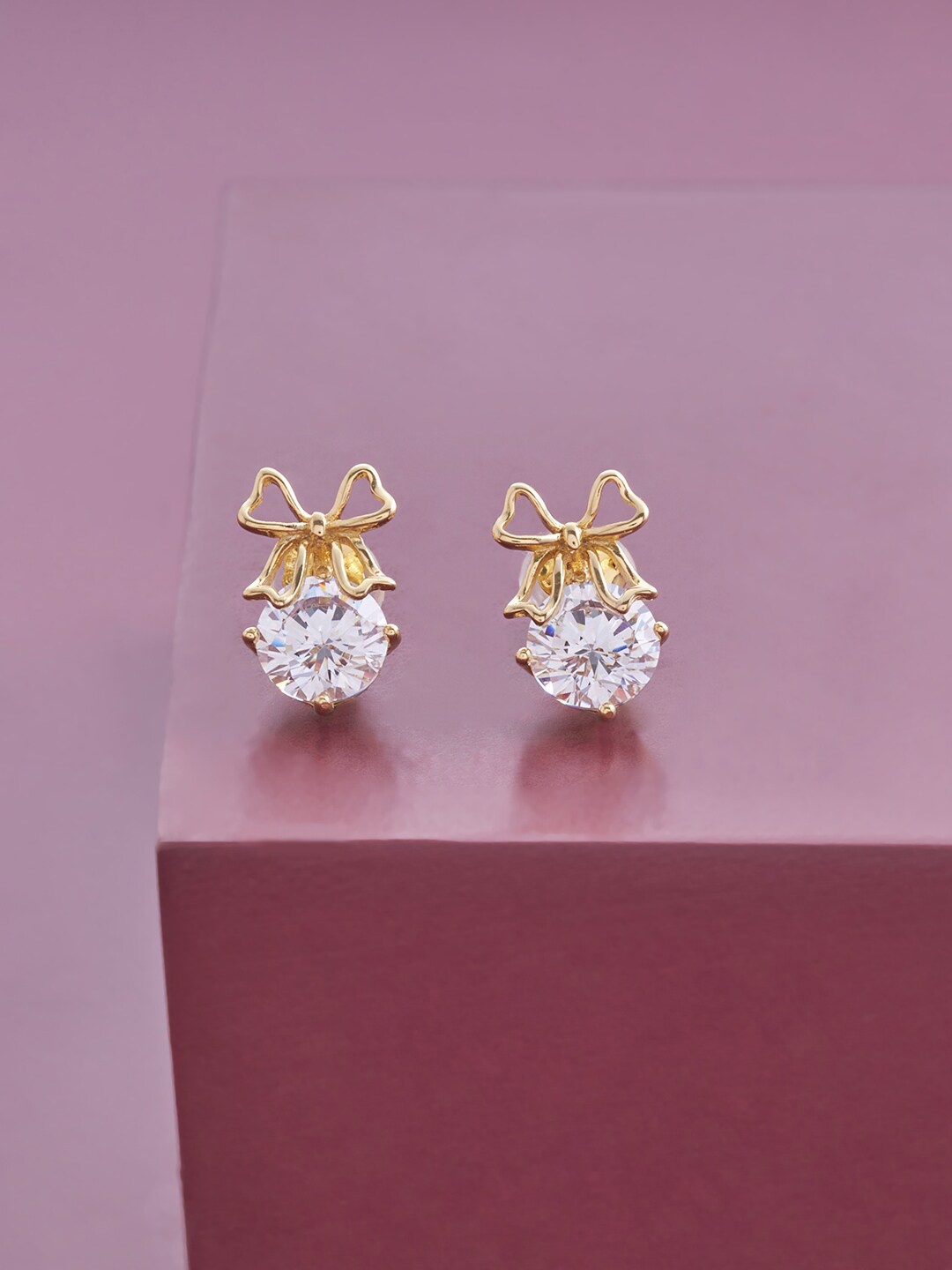 Kushal's Fashion Jewellery Gold Plated White 92.5 Pure Silver Contemporary Studs Earrings
Kushal's Fashion Jewellery Gold Plated White 92.5 Pure Silver Contemporary Studs Earrings