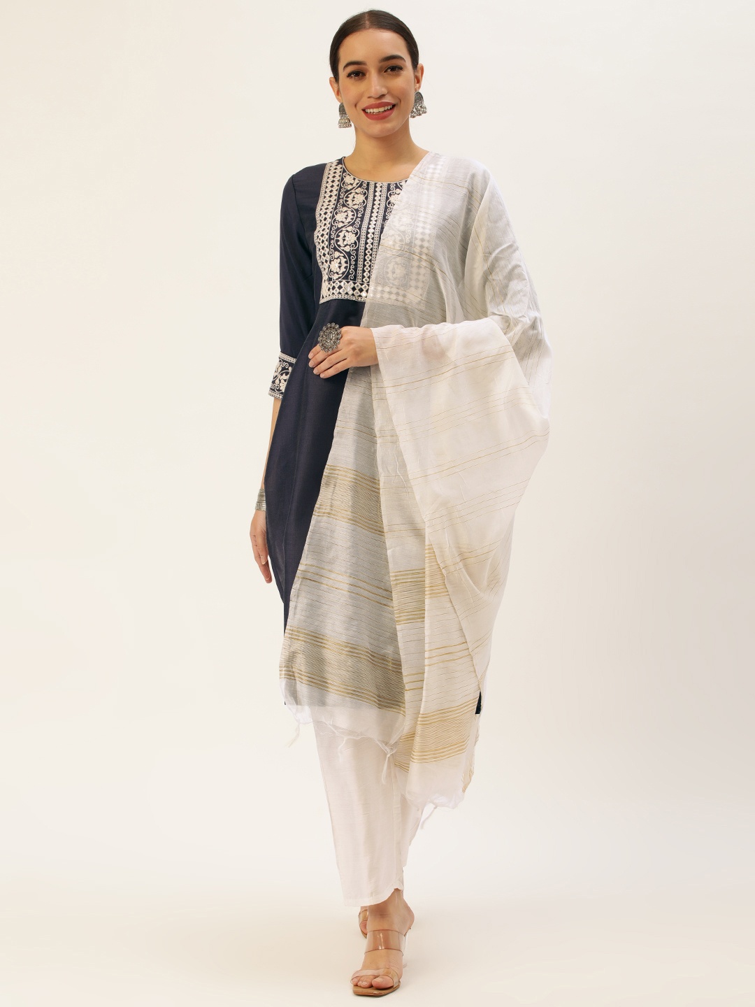 SWAGG INDIA Women Ethnic Motifs Embroidered Kurta with Trousers & With Dupatta, Navy blue
SWAGG INDIA Women Ethnic Motifs Embroidered Kurta with Trousers & With Dupatta, Navy blue