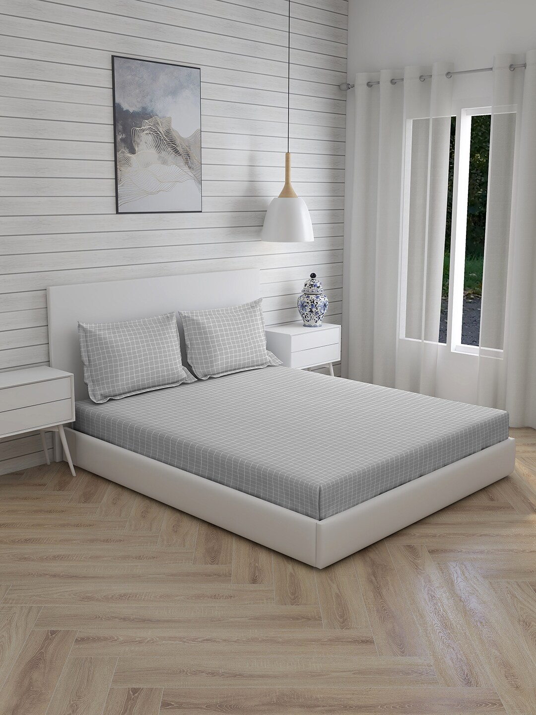 Boutique Living India Monologue Grey & White 150 TC King Bedsheet with 2 Pillow Covers
Boutique Living India Monologue Grey & White 150 TC King Bedsheet with 2 Pillow Covers