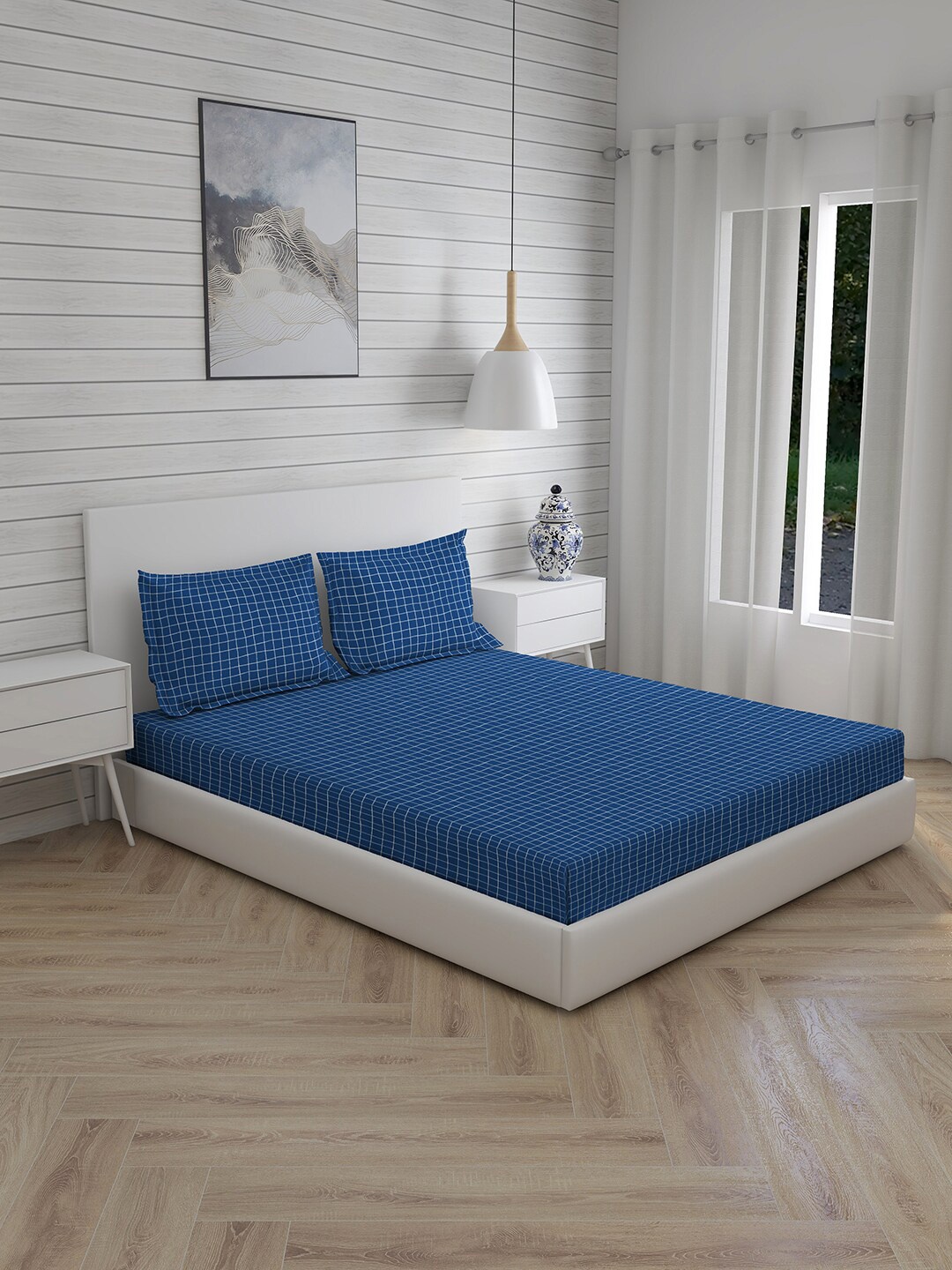 Boutique Living India Monologue Blue Geometric 144 TC Pure Cotton King Bedsheet with 2 Pillow Covers
Boutique Living India Monologue Blue Geometric 144 TC Pure Cotton King Bedsheet with 2 Pillow Covers