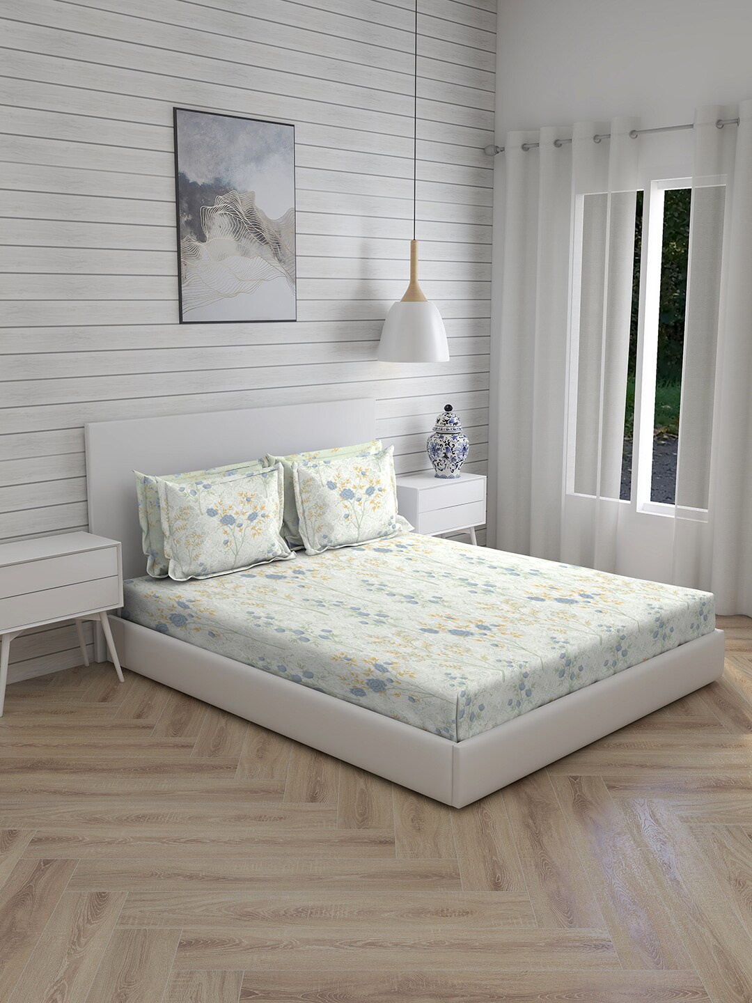 Boutique Living India Off White & Blue Floral Pure Cotton King Bedsheet 4 Pillow Covers