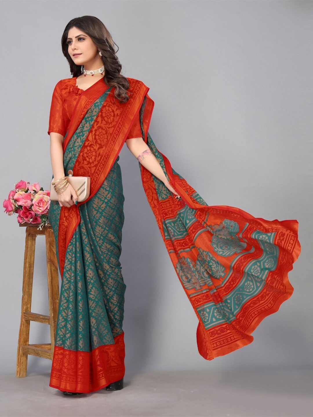 KALINI Floral Printed Saree, Teal