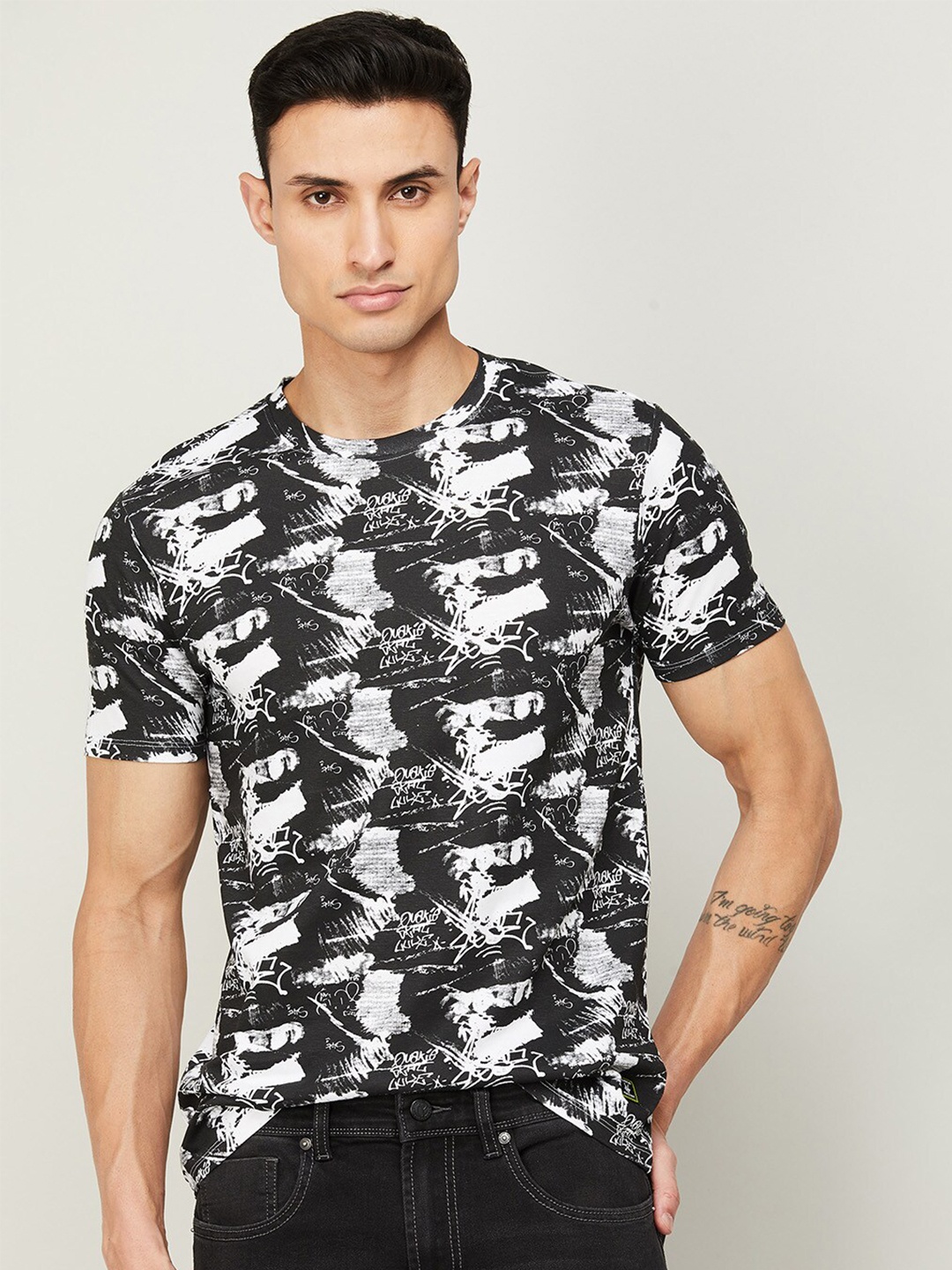 Forca Men Black Printed Cotton T-shirt