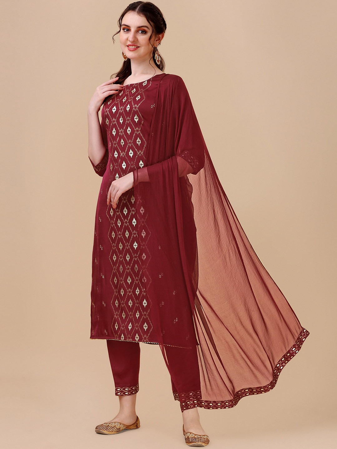 Berrylicious Women Ethnic Motifs Printed Pure Silk Kurta With Trousers & Dupatta, Maroon
Berrylicious Women Ethnic Motifs Printed Pure Silk Kurta With Trousers & Dupatta, Maroon