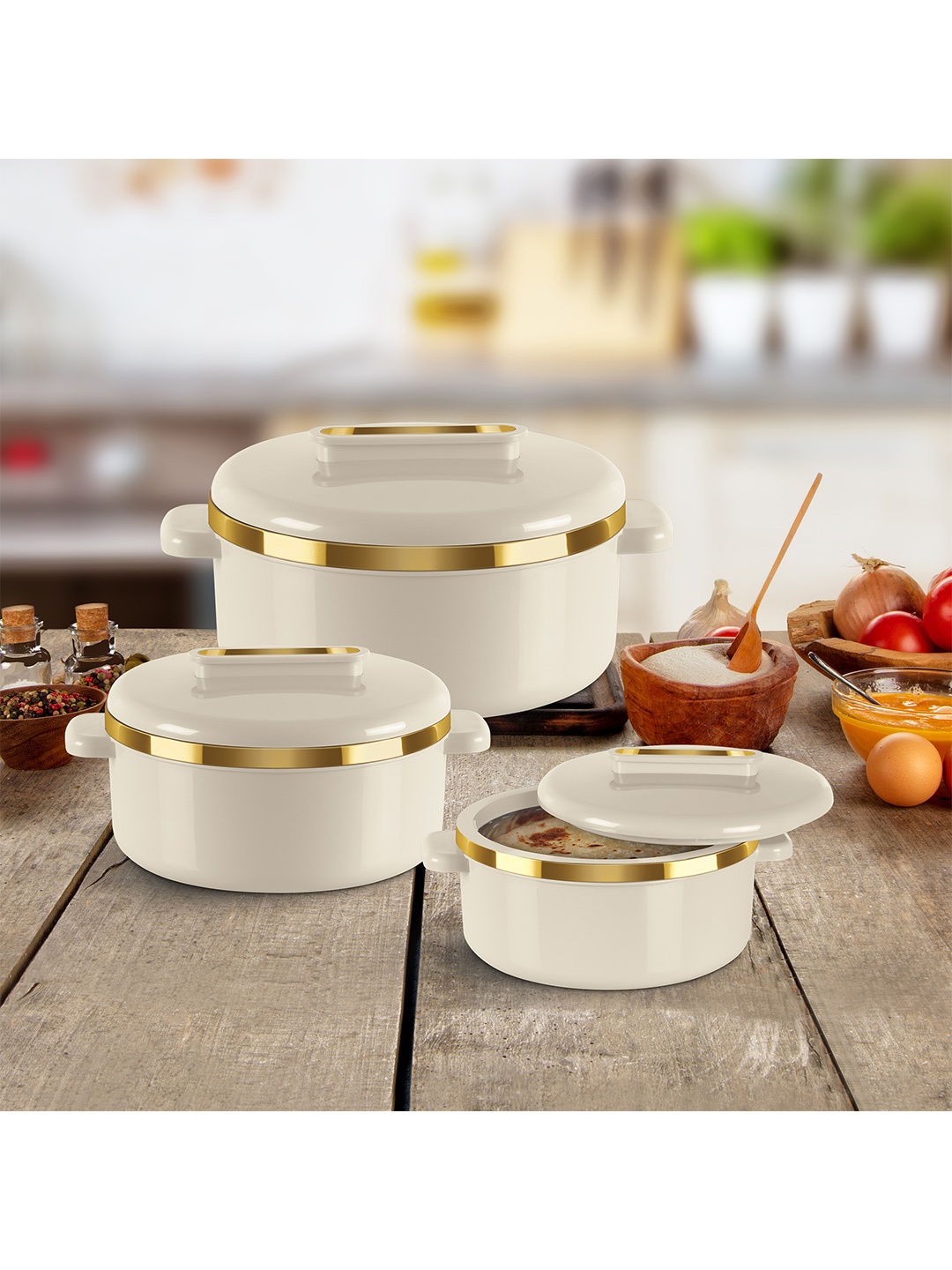 Milton Curve Set of 3 Ivory Inner Stainless Steel Casseroles 450 ml 840 ml & 1.3 L, Cream
Milton Curve Set of 3 Ivory Inner Stainless Steel Casseroles 450 ml 840 ml & 1.3 L, Cream