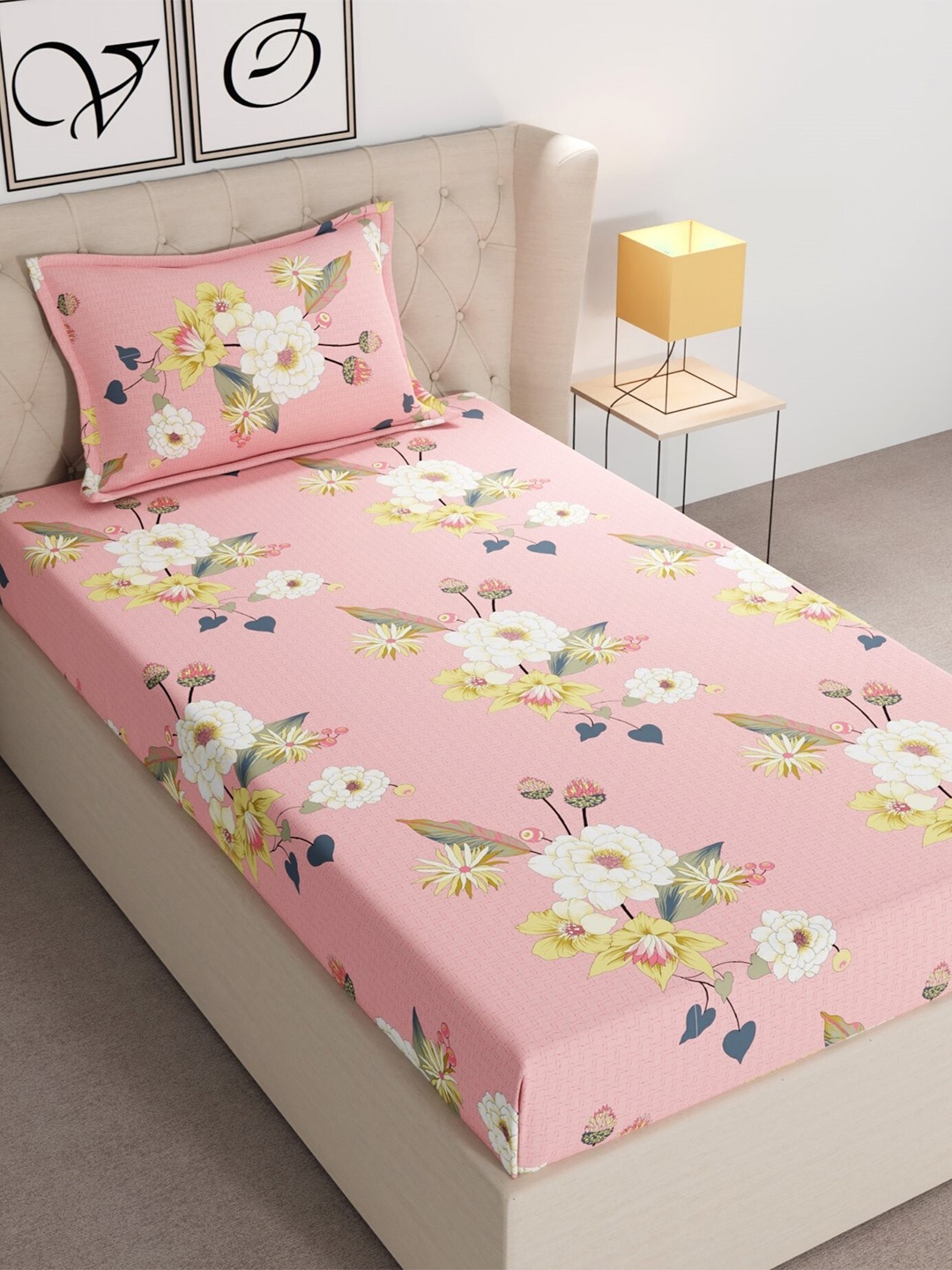 CHHAVI INDIA Pink & White Floral 210 TC Ultra Soft Single Bedsheet with 1 Pillow Covers
CHHAVI INDIA Pink & White Floral 210 TC Ultra Soft Single Bedsheet with 1 Pillow Covers