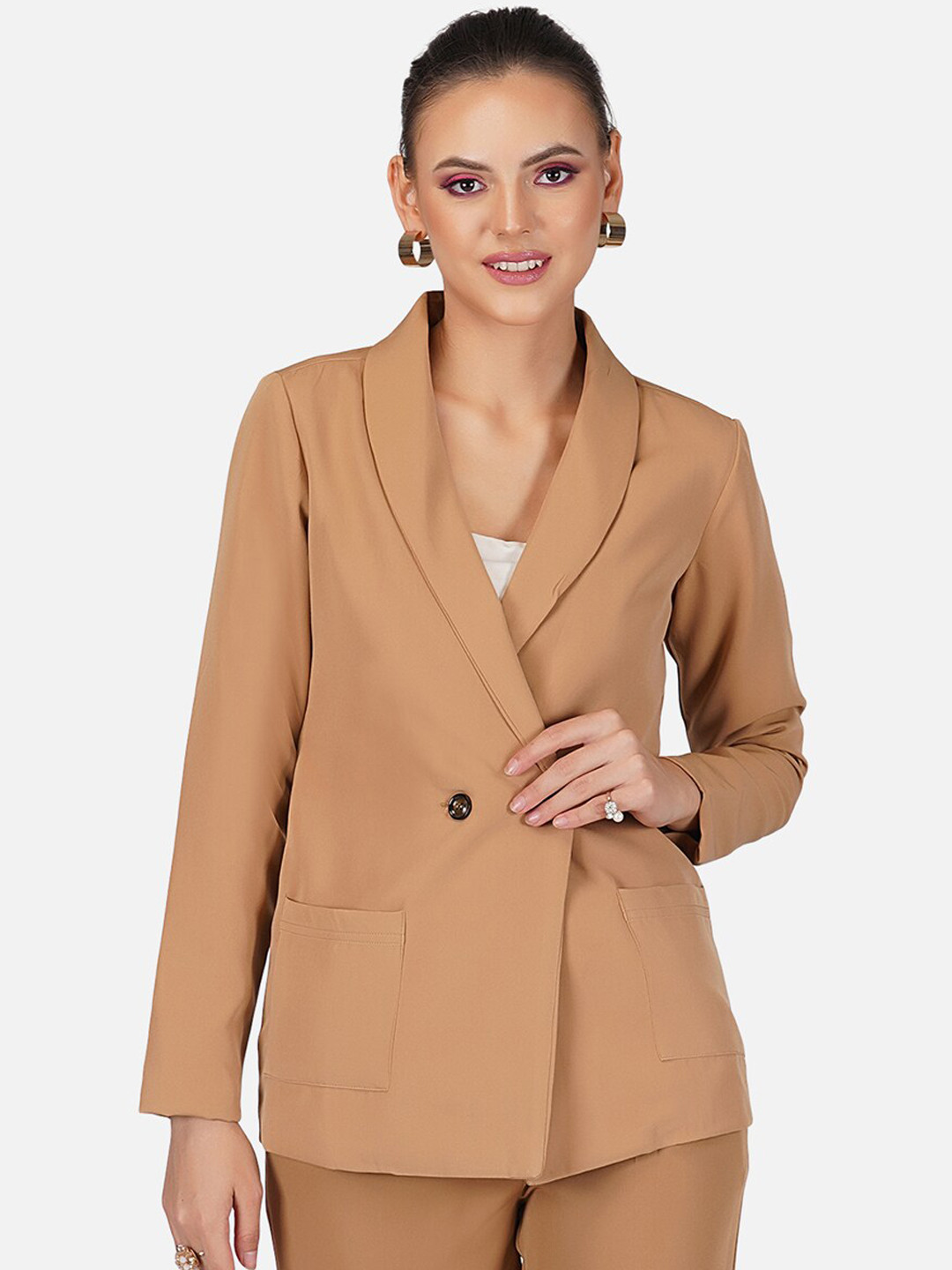 Tinted Woman Double-Breasted Blazer, Brown
Tinted Woman Double-Breasted Blazer, Brown