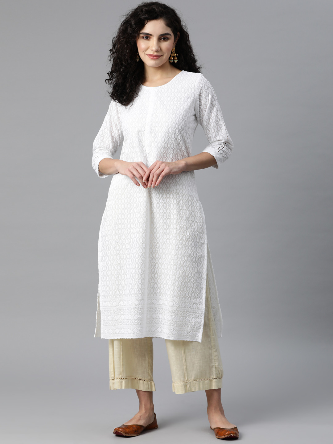 Readiprint Fashions Women White Ethnic Motifs Embroidered Cotton Chikankari Kurta
Readiprint Fashions Women White Ethnic Motifs Embroidered Cotton Chikankari Kurta
