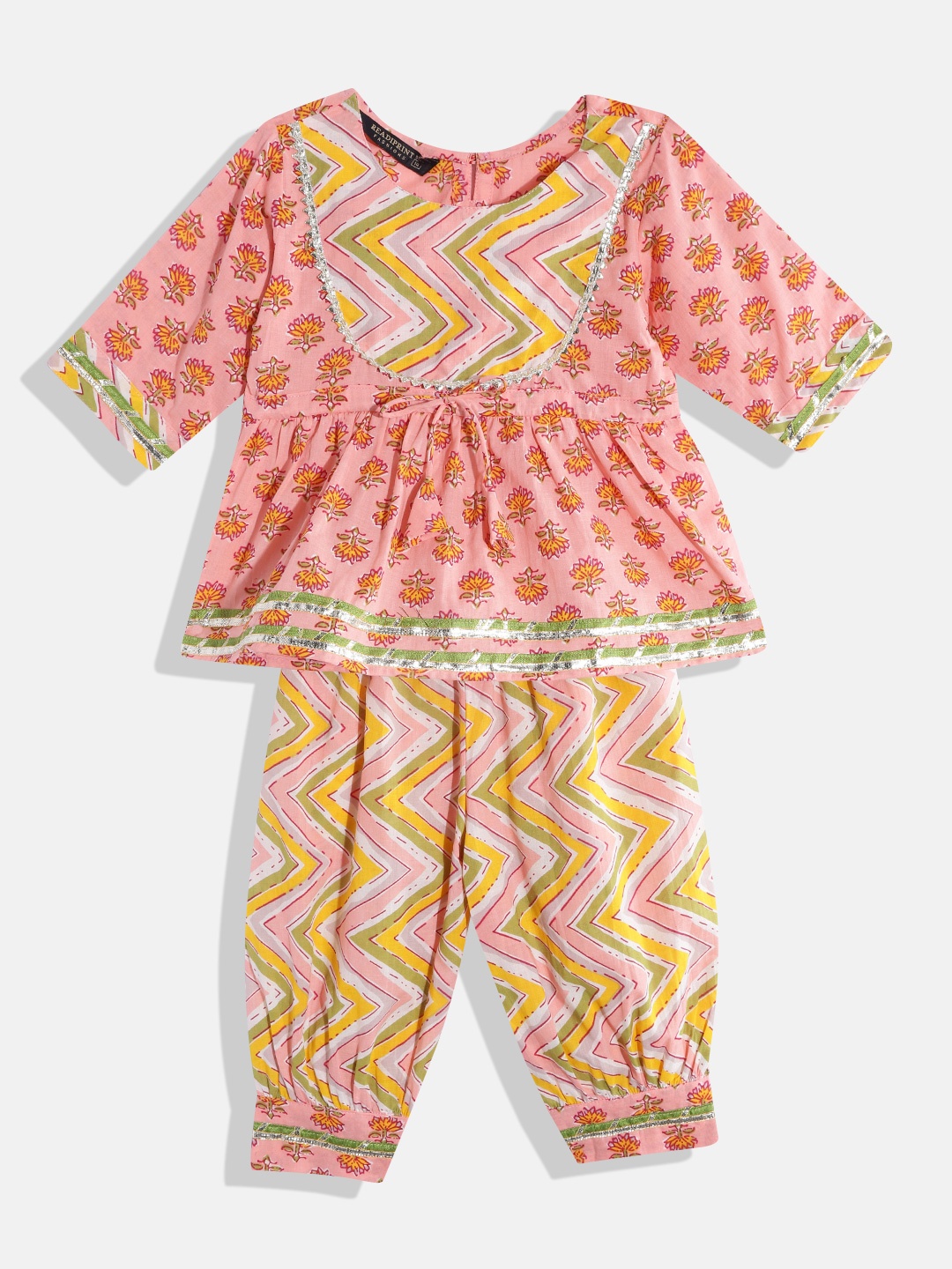 Readiprint Fashions Girls Floral Printed Gotta Patti Pure Cotton Kurti with Salwar, Peach
Readiprint Fashions Girls Floral Printed Gotta Patti Pure Cotton Kurti with Salwar, Peach