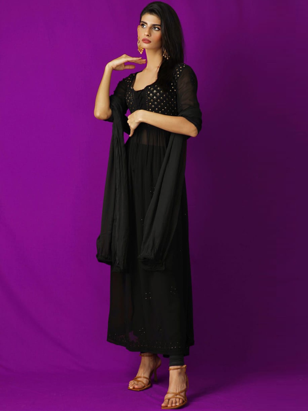 LABEL AISHWARYRIKA Women Black Embroidered Sequinned Silk Georgette Kurta with Trousers & With Dupatta
LABEL AISHWARYRIKA Women Black Embroidered Sequinned Silk Georgette Kurta with Trousers & With Dupatta