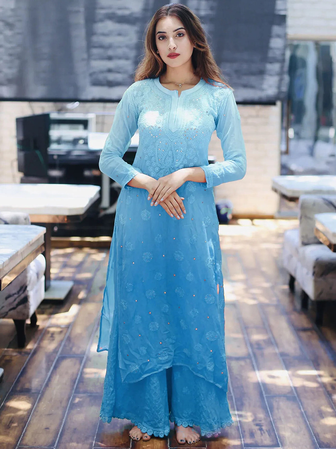 LABEL AISHWARYRIKA Women Blue Ethnic Motifs Embroidered Thread Work Silk Georgette Kurta with Sharara
LABEL AISHWARYRIKA Women Blue Ethnic Motifs Embroidered Thread Work Silk Georgette Kurta with Sharara