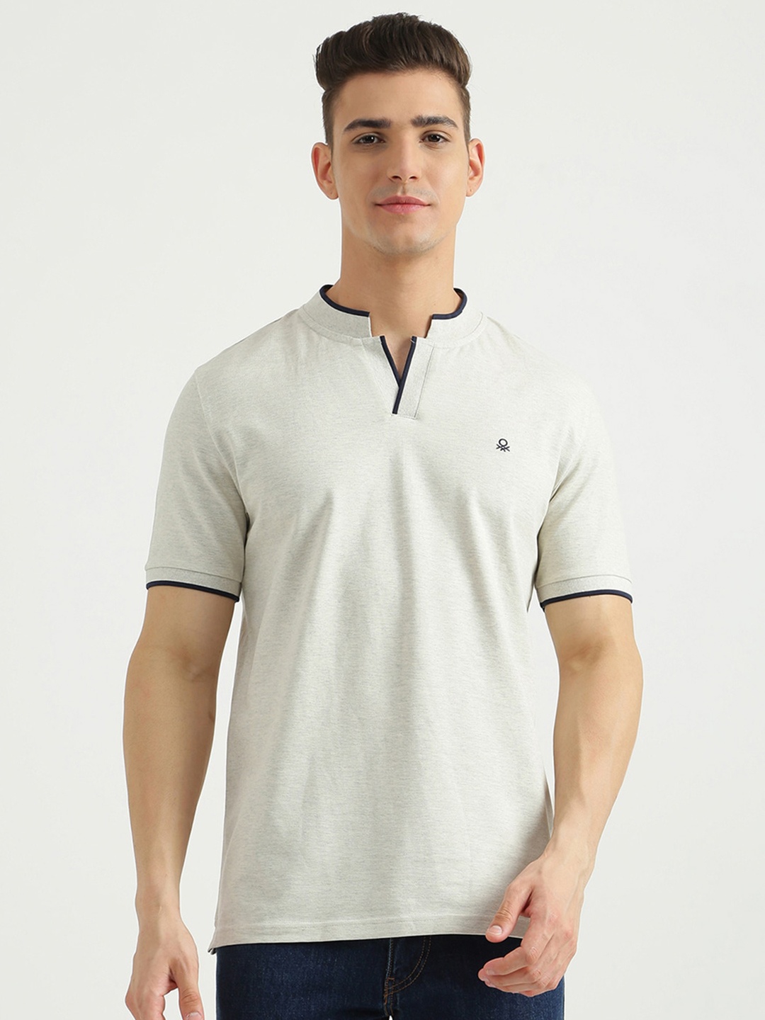 United Colors of Benetton Men Cotton Short Sleeves Regular Fit T-shirt, Grey melange
United Colors of Benetton Men Cotton Short Sleeves Regular Fit T-shirt, Grey melange
