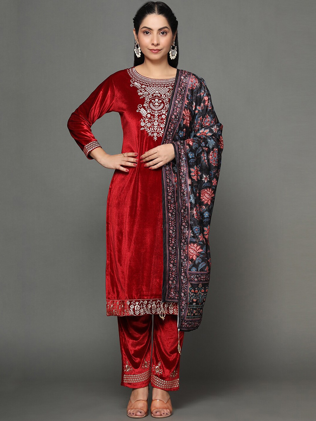 Ziva Fashion Women Ethnic Motifs Embroidered Velvet Kurta with Trousers & Dupatta, Maroon
Ziva Fashion Women Ethnic Motifs Embroidered Velvet Kurta with Trousers & Dupatta, Maroon