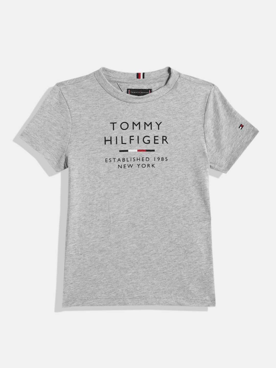 Tommy Hilfiger Boys Brand Logo Print Round Neck Organic Cotton T-shirt, Grey melange
Tommy Hilfiger Boys Brand Logo Print Round Neck Organic Cotton T-shirt, Grey melange