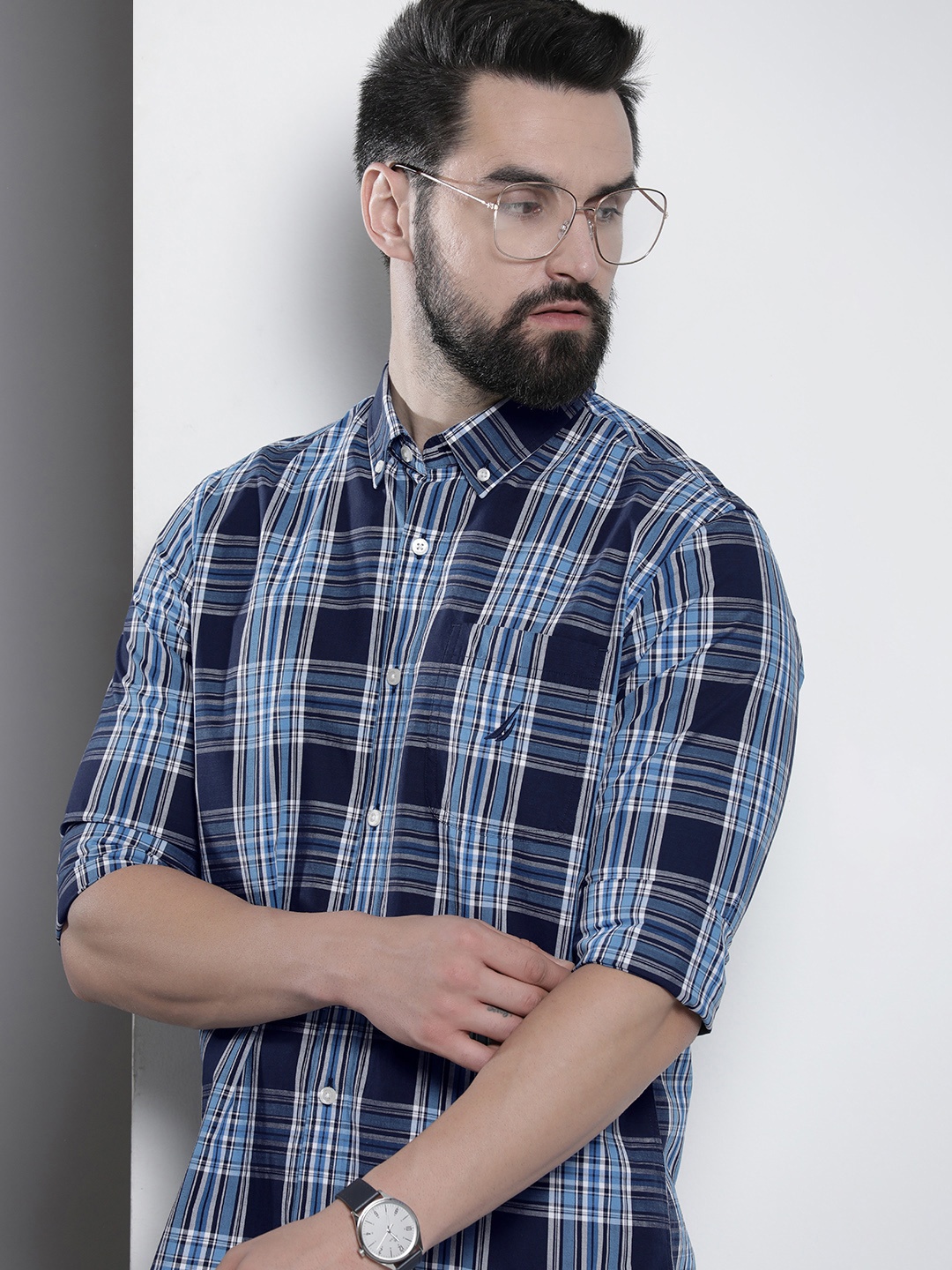 Nautica Men Pure Cotton Classic Fit Tartan Checks Button-Down Collar Casual Shirt, Navy blue
Nautica Men Pure Cotton Classic Fit Tartan Checks Button-Down Collar Casual Shirt, Navy blue